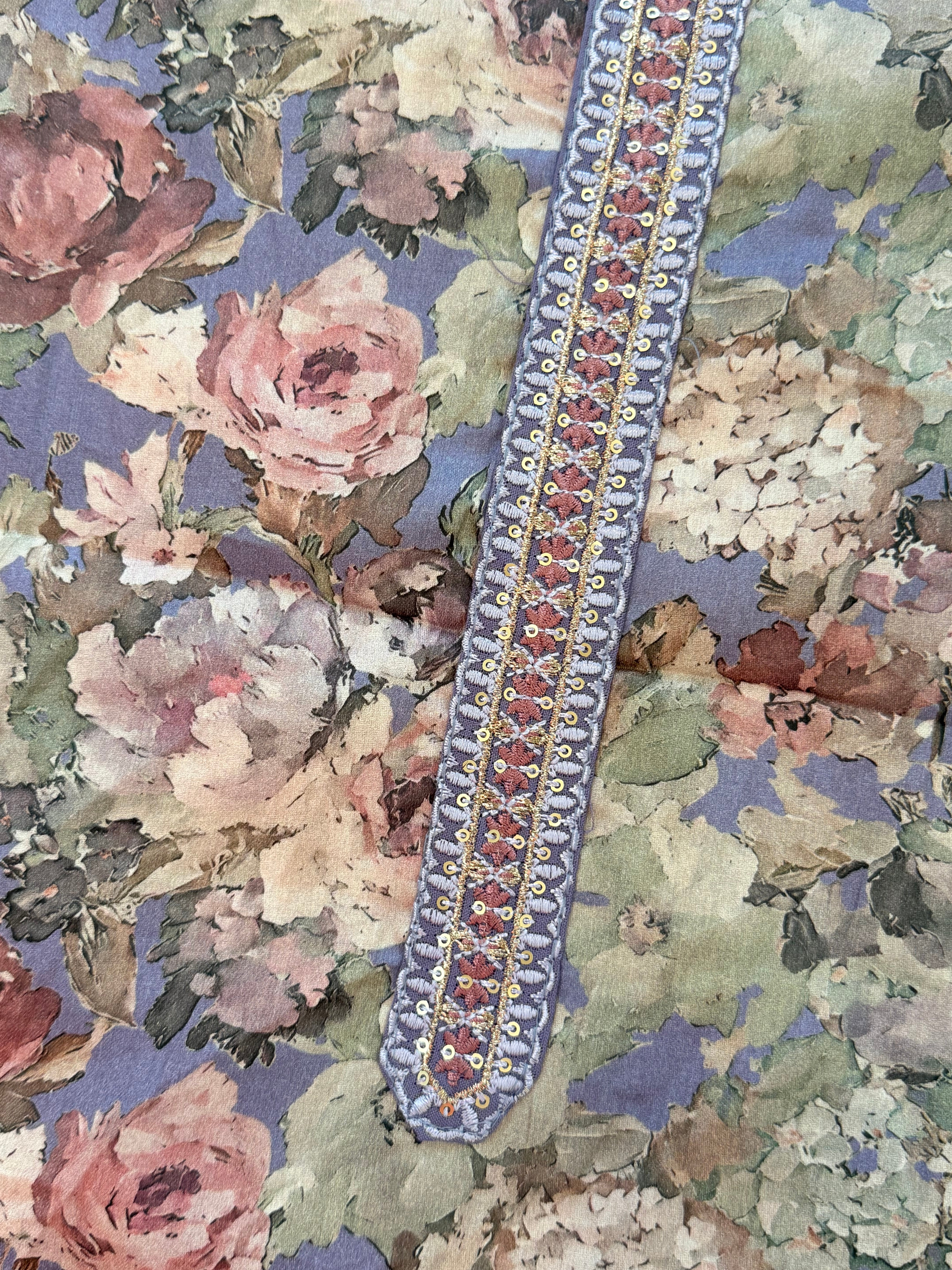 PASHA LAWN EMBROIDERY SUIT 1 Q