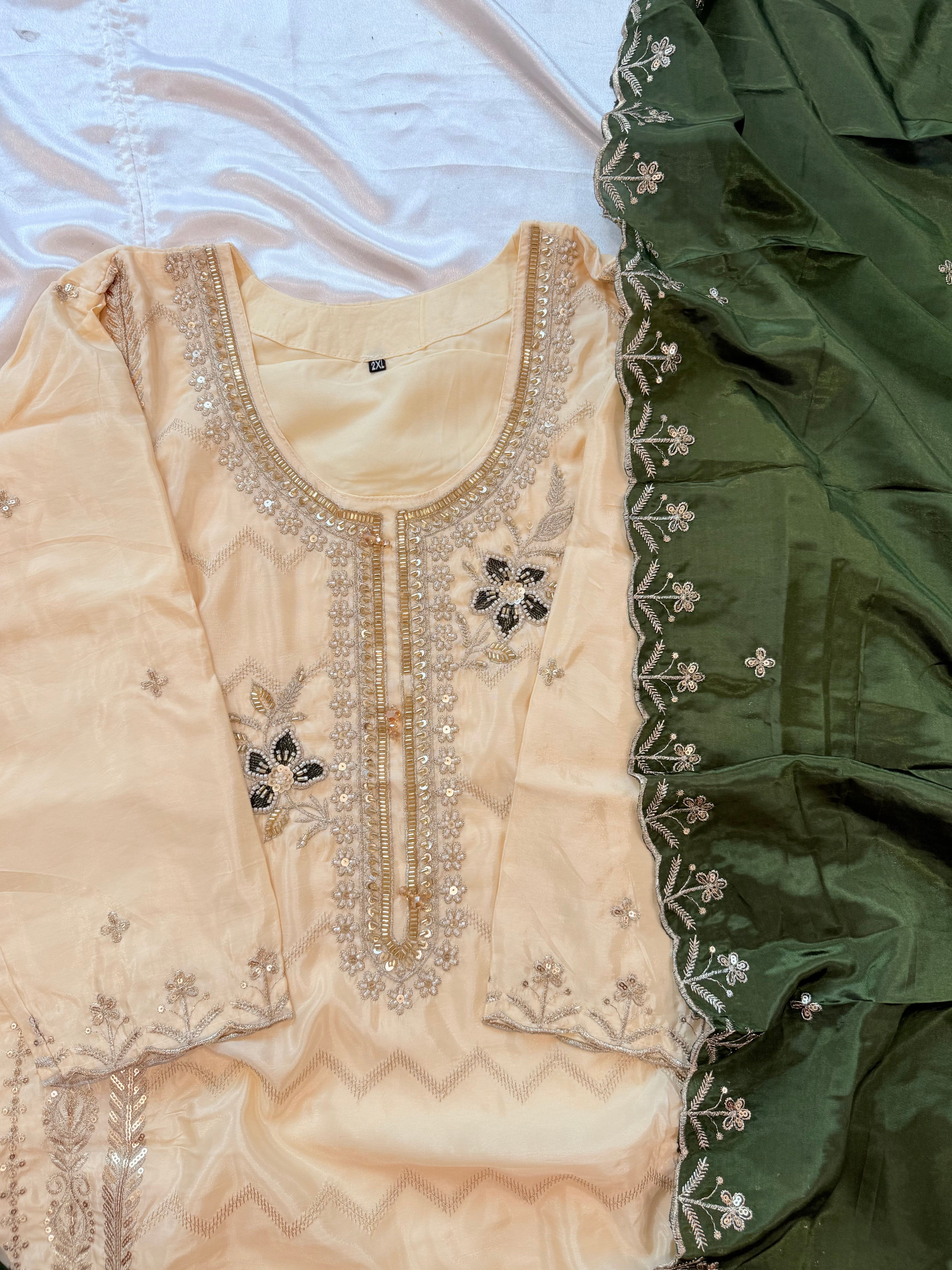 NOOR SILK READYMADE 5580 Q