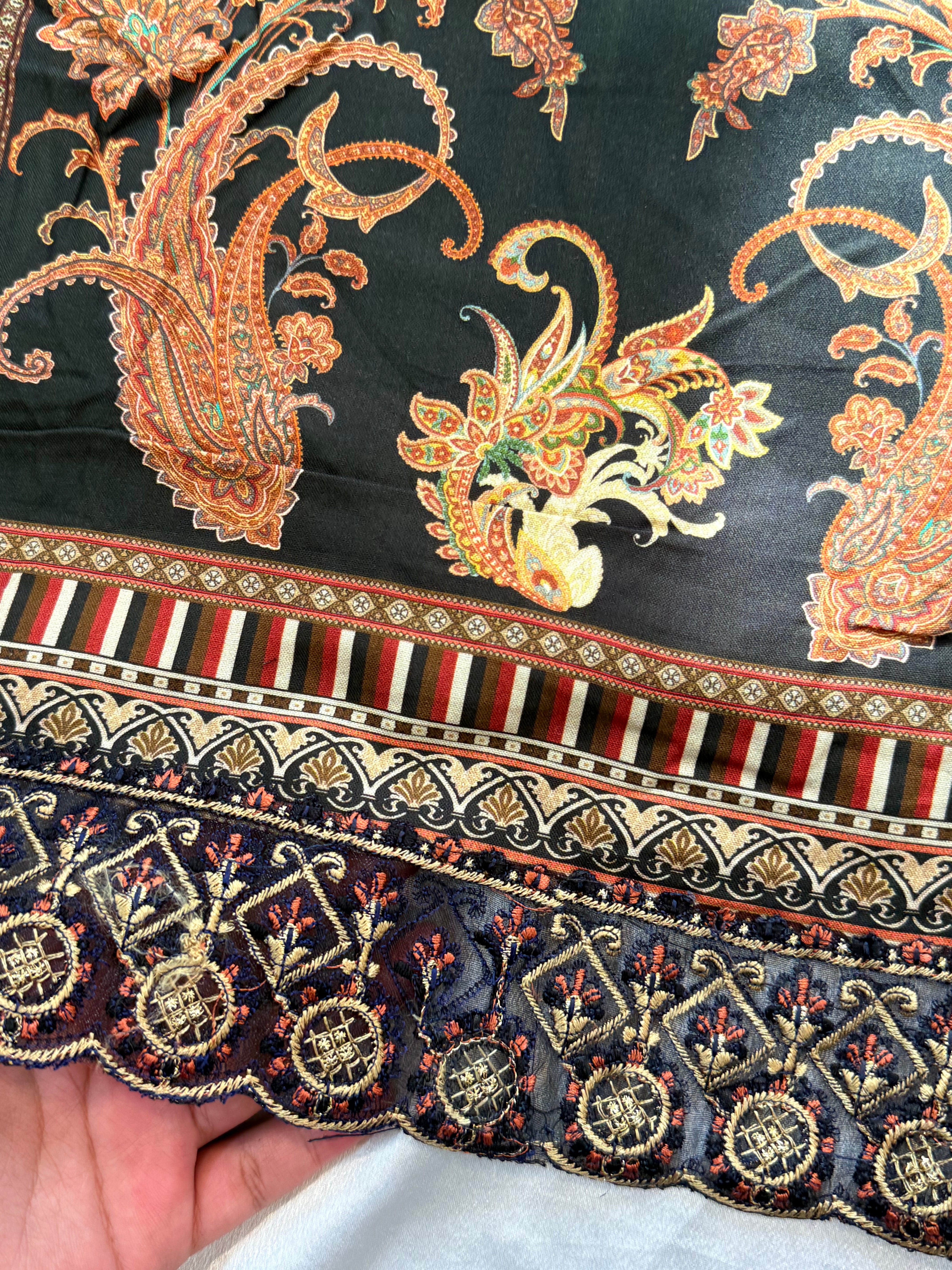 PAISELY LAWN EMBROIDERY SUIT 5 Q