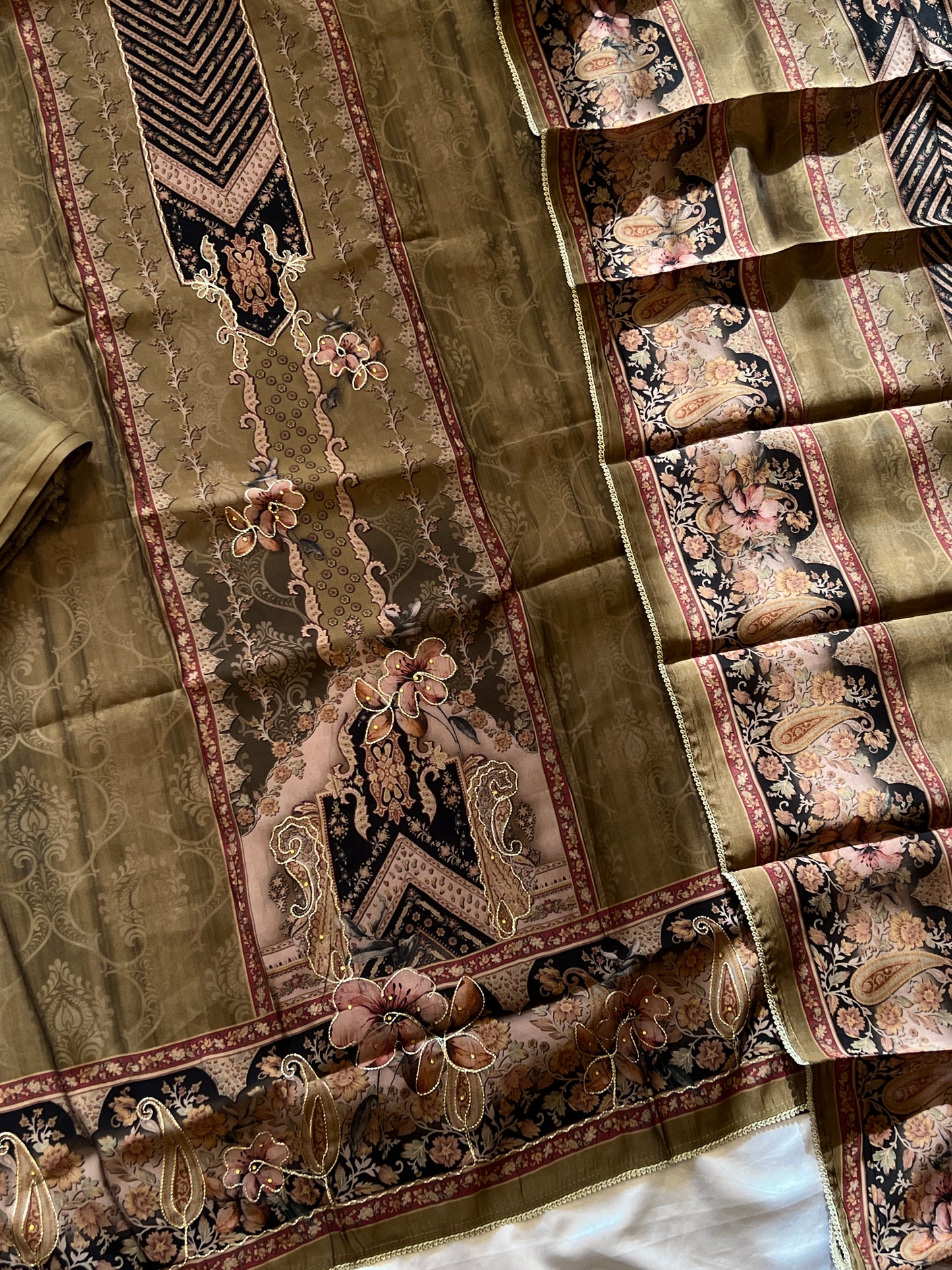 KAIRA MUSLIN HAND WORK EMBROIDERY SUIT