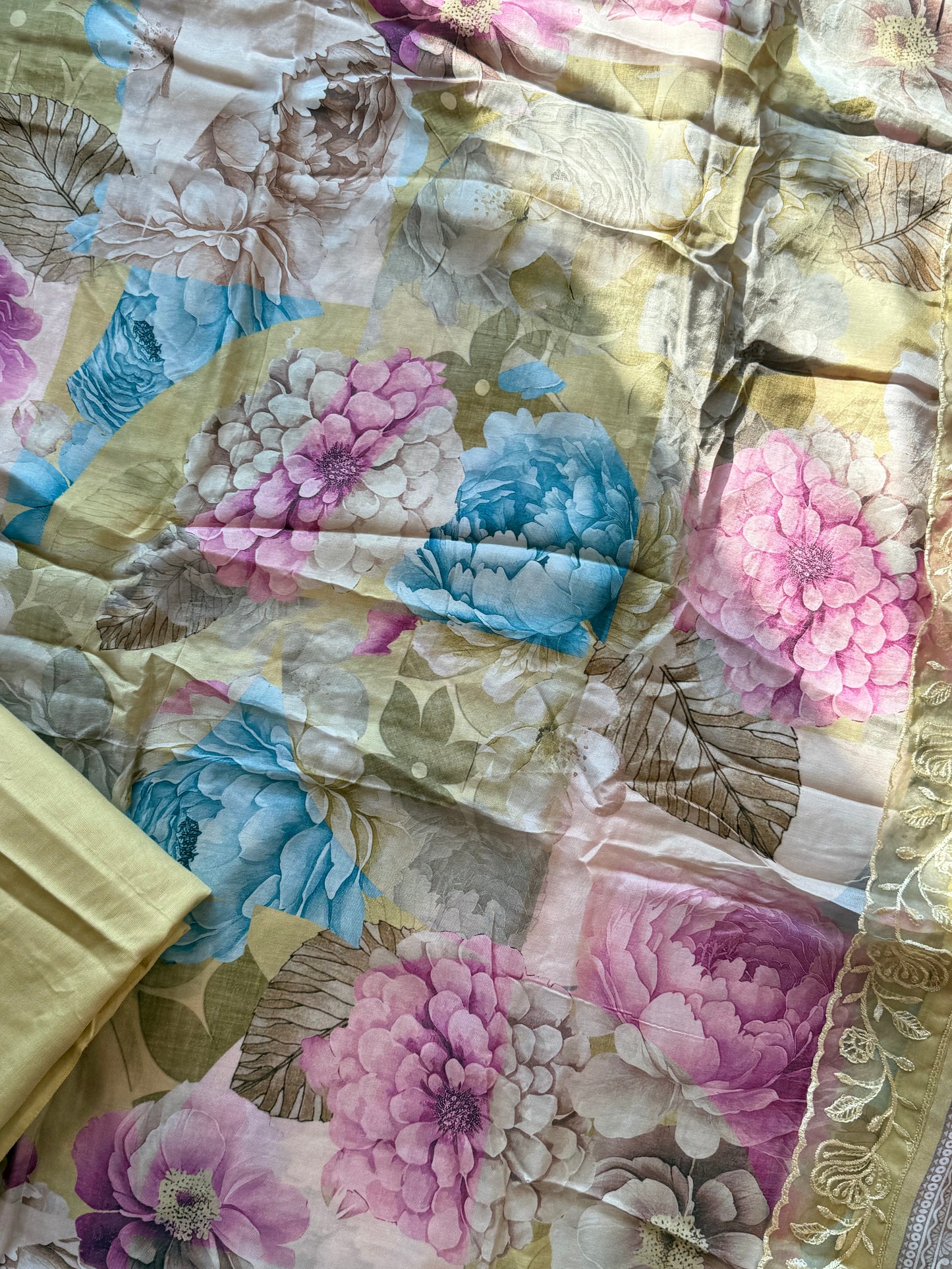 SHAHEEN LIME GREEN PURE MUSLIN SUIT 2 Q