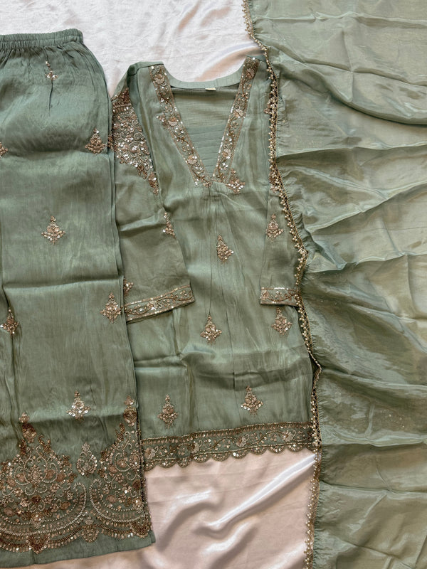 PARO HANDWORK CO-ORD SET 2 Q