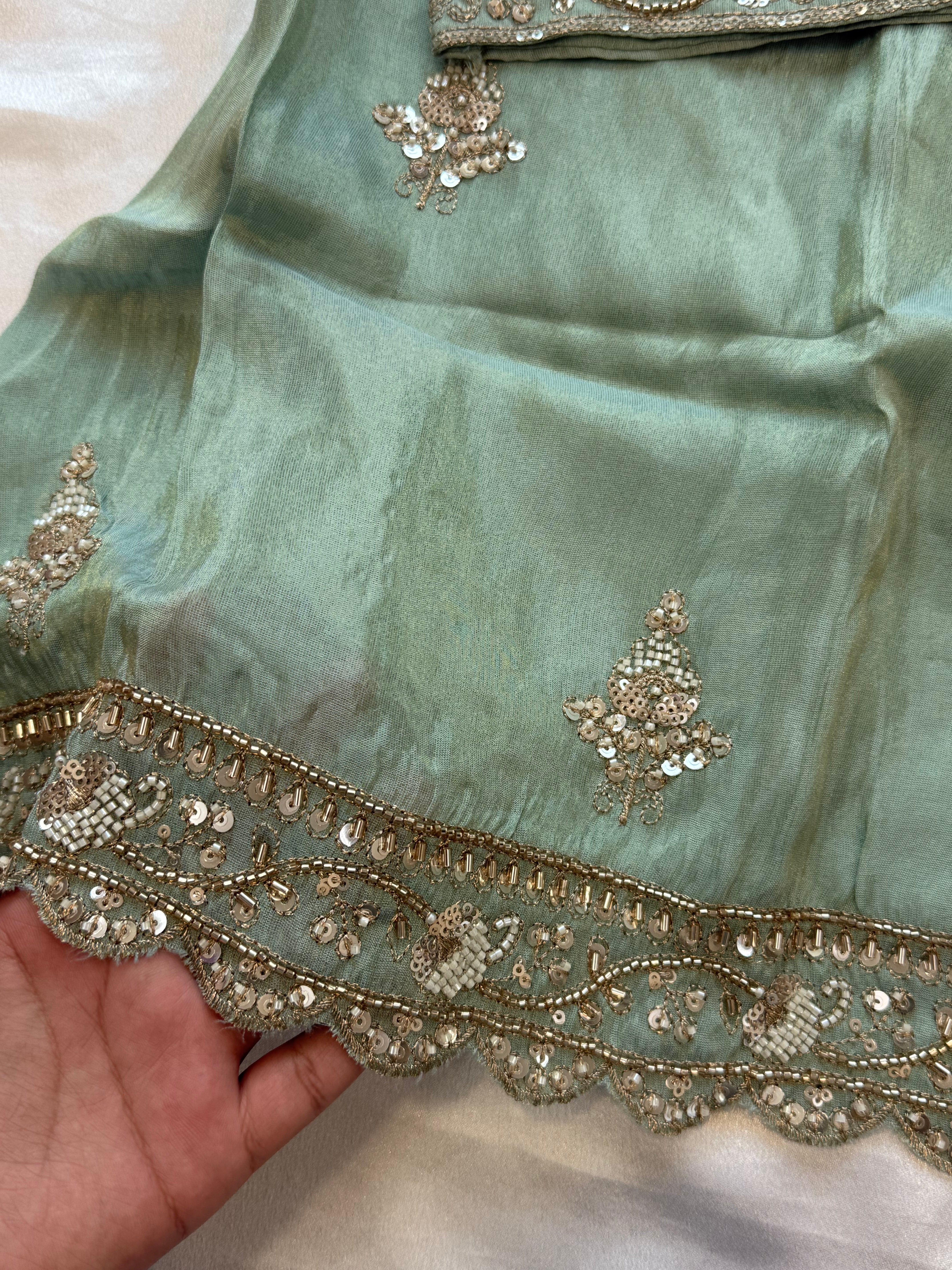 PARO HANDWORK CO-ORD SET 2 Q