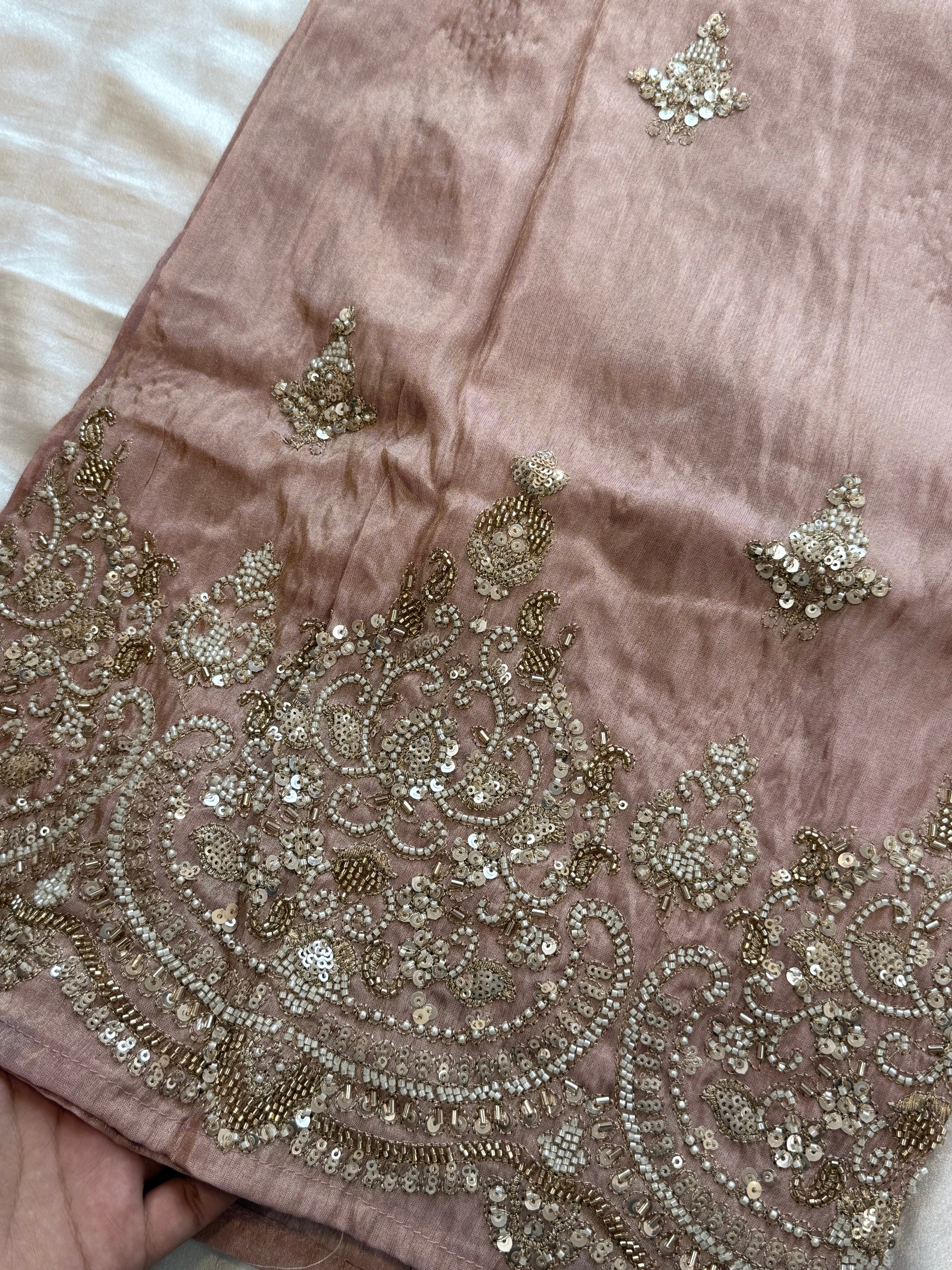 PARO HANDWORK CO-ORD SET 3 Q