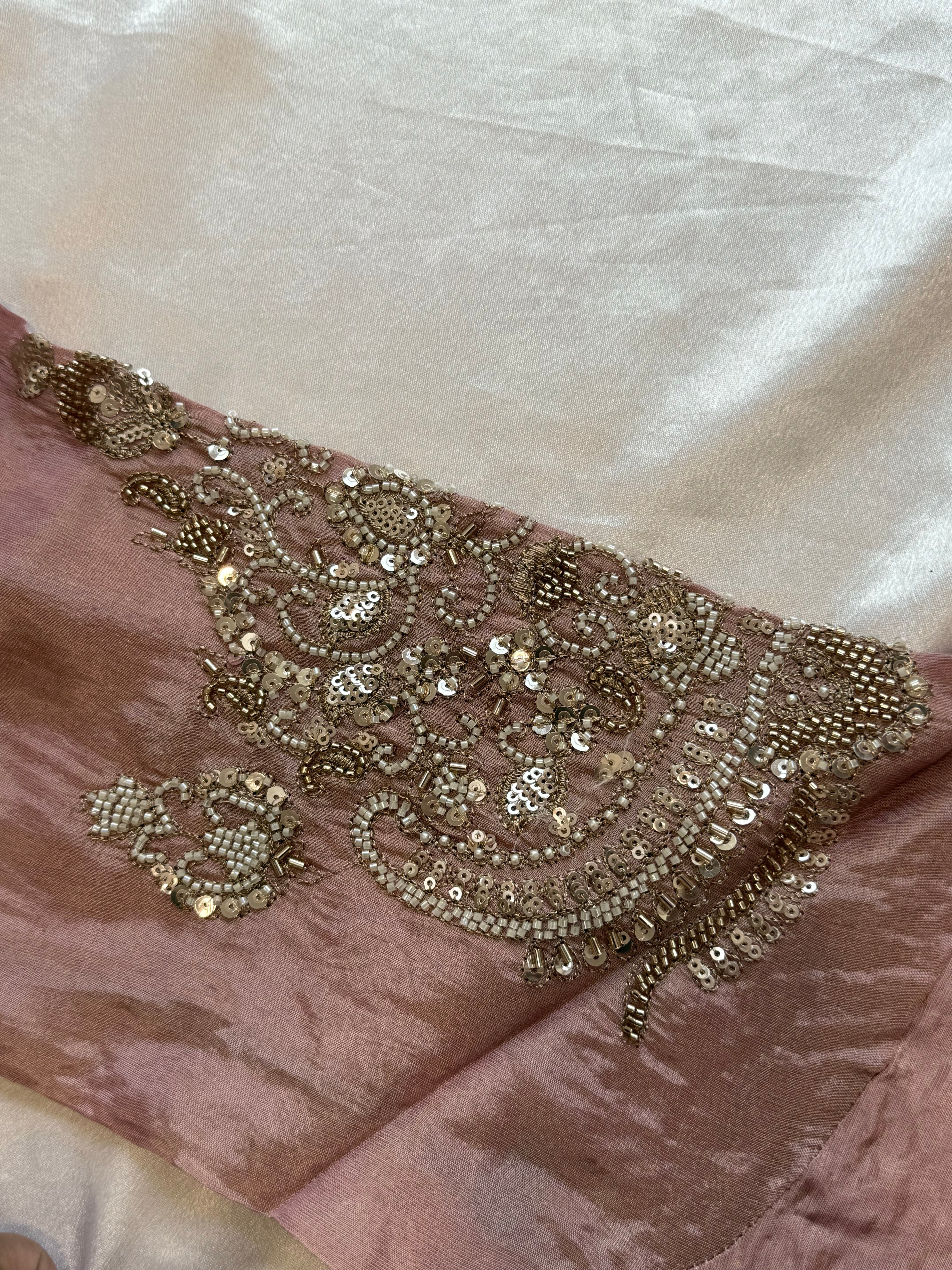 PARO HANDWORK CO-ORD SET 3 Q