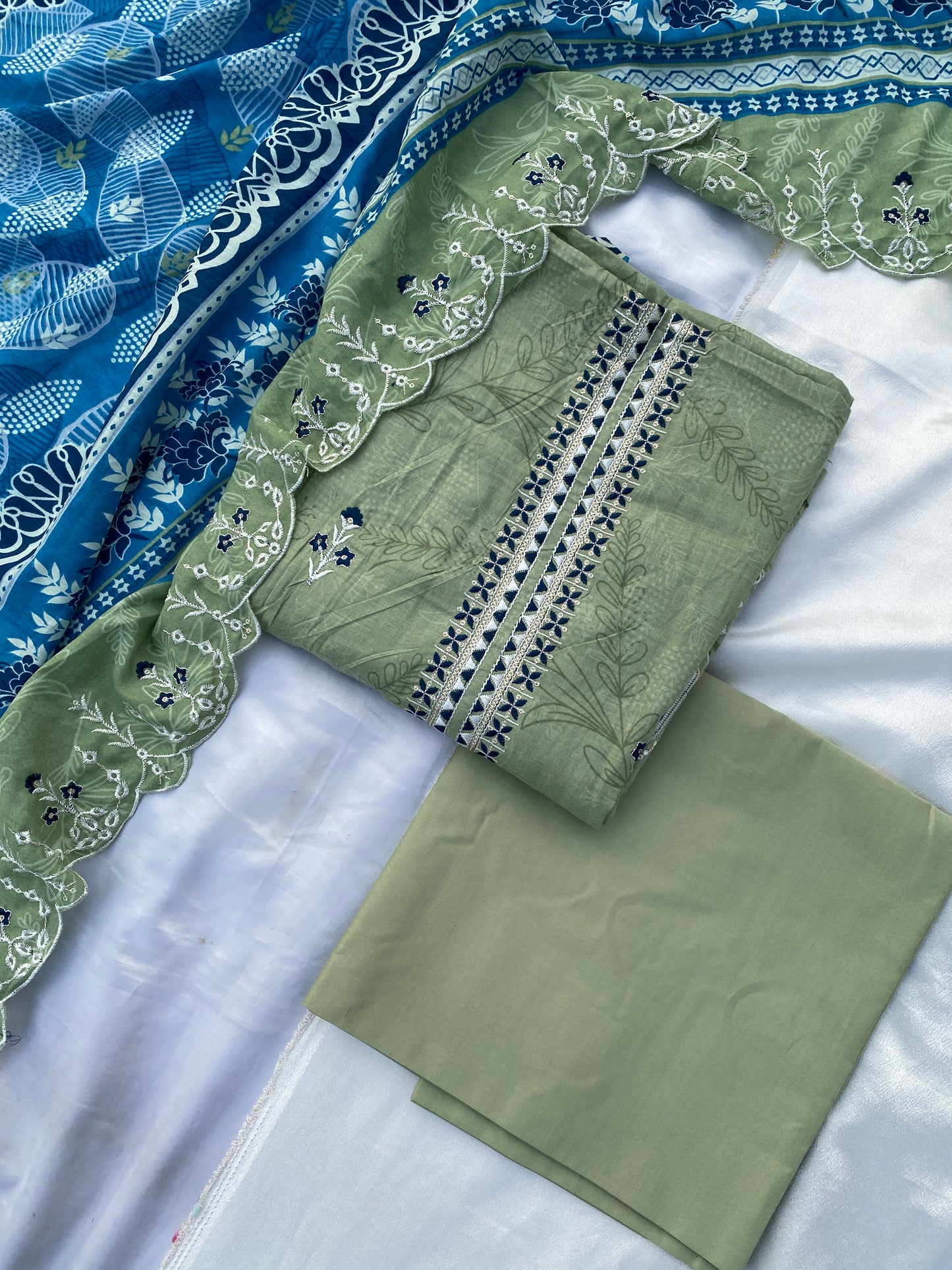 GREEN LAWN COTTON EMBROIDERY SUIT