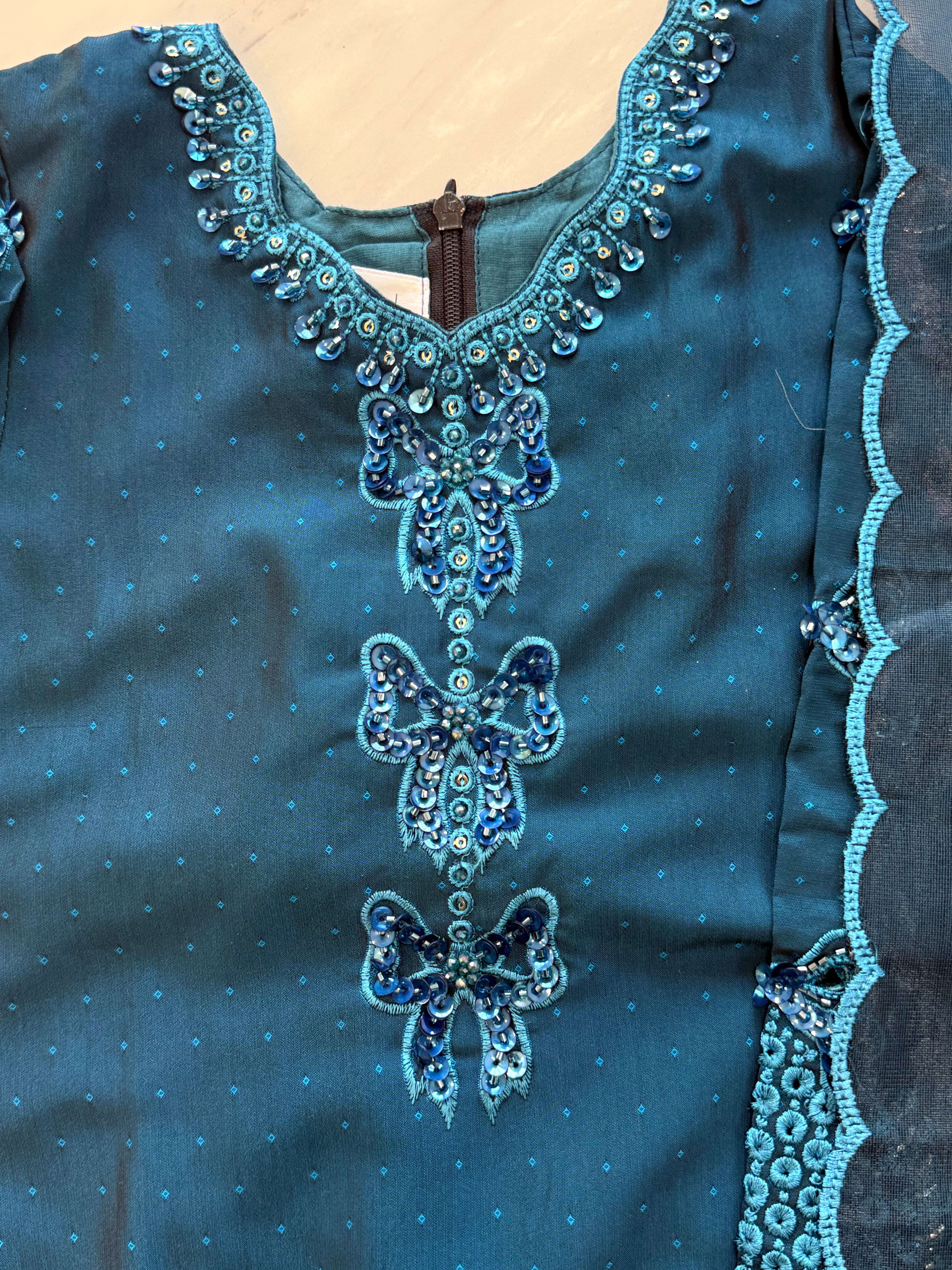PARI KIDS CUTWORK COLLECTION 1 R