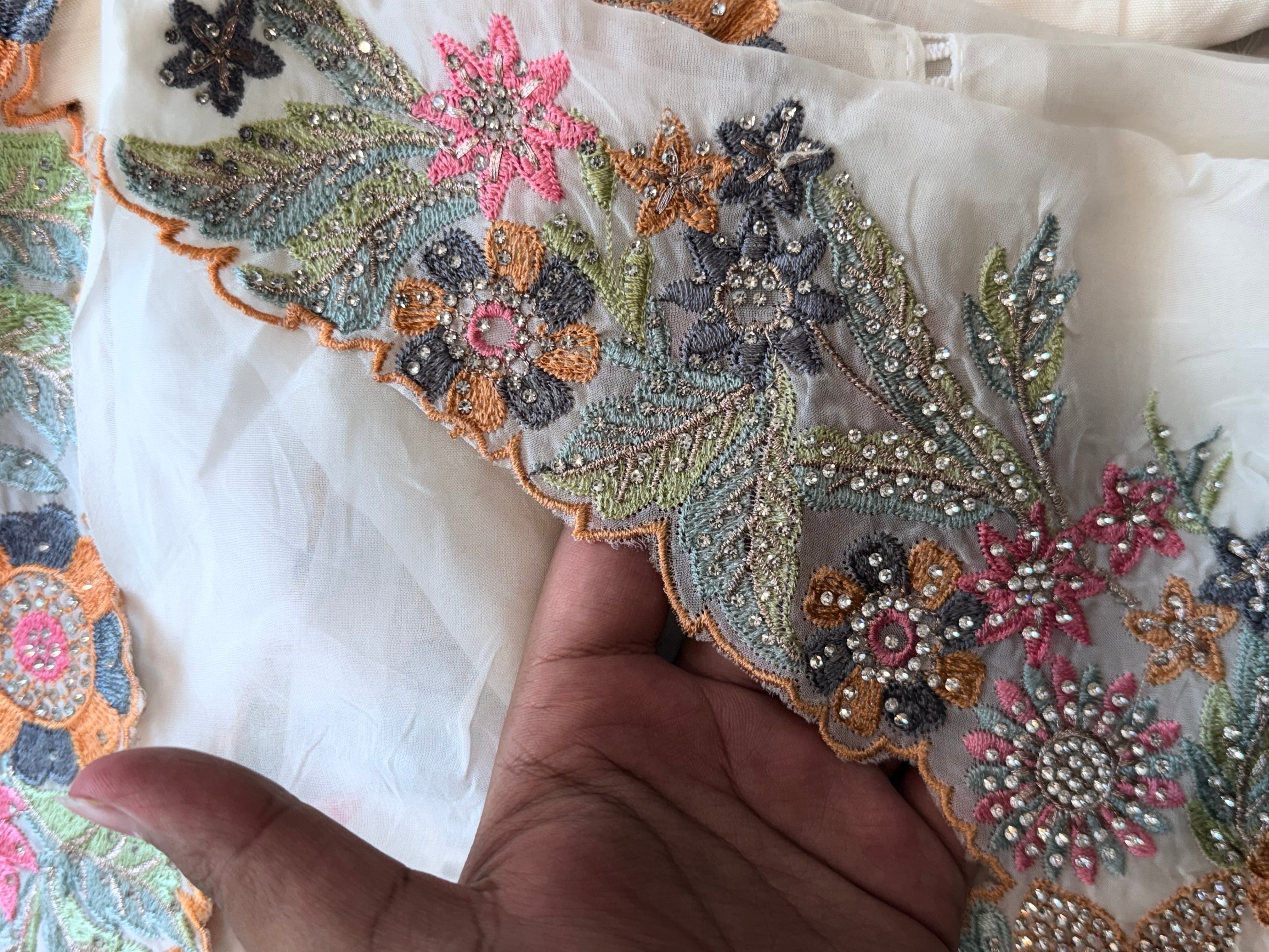 AFREEN ORGANZA EMBROIDERY SUIT 2 Q
