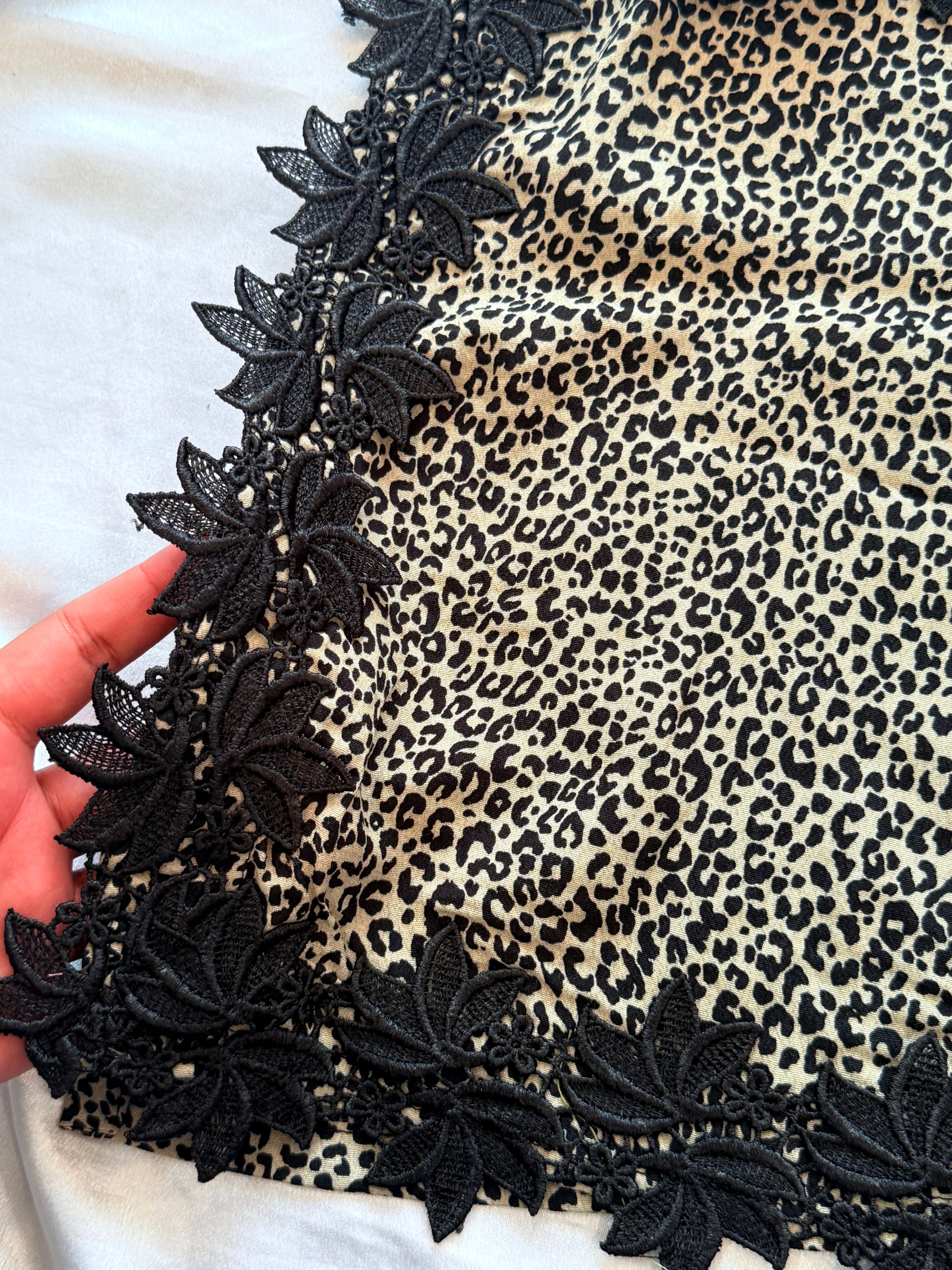 CHEETA FARSHI READYMADE SUIT
