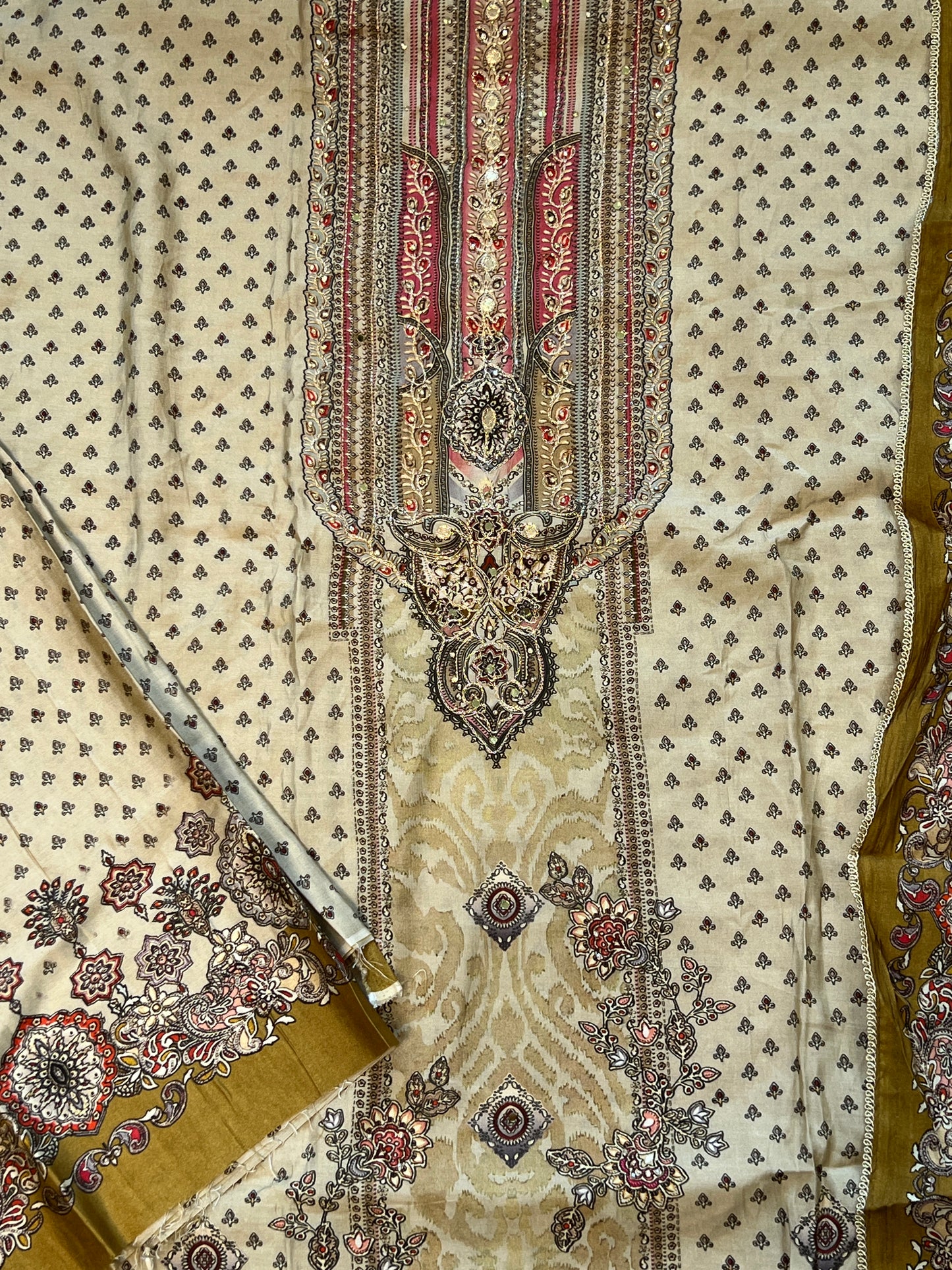 SAIRA MUSLIN HAND WORK EMBROIDERY SUIT 2 Q