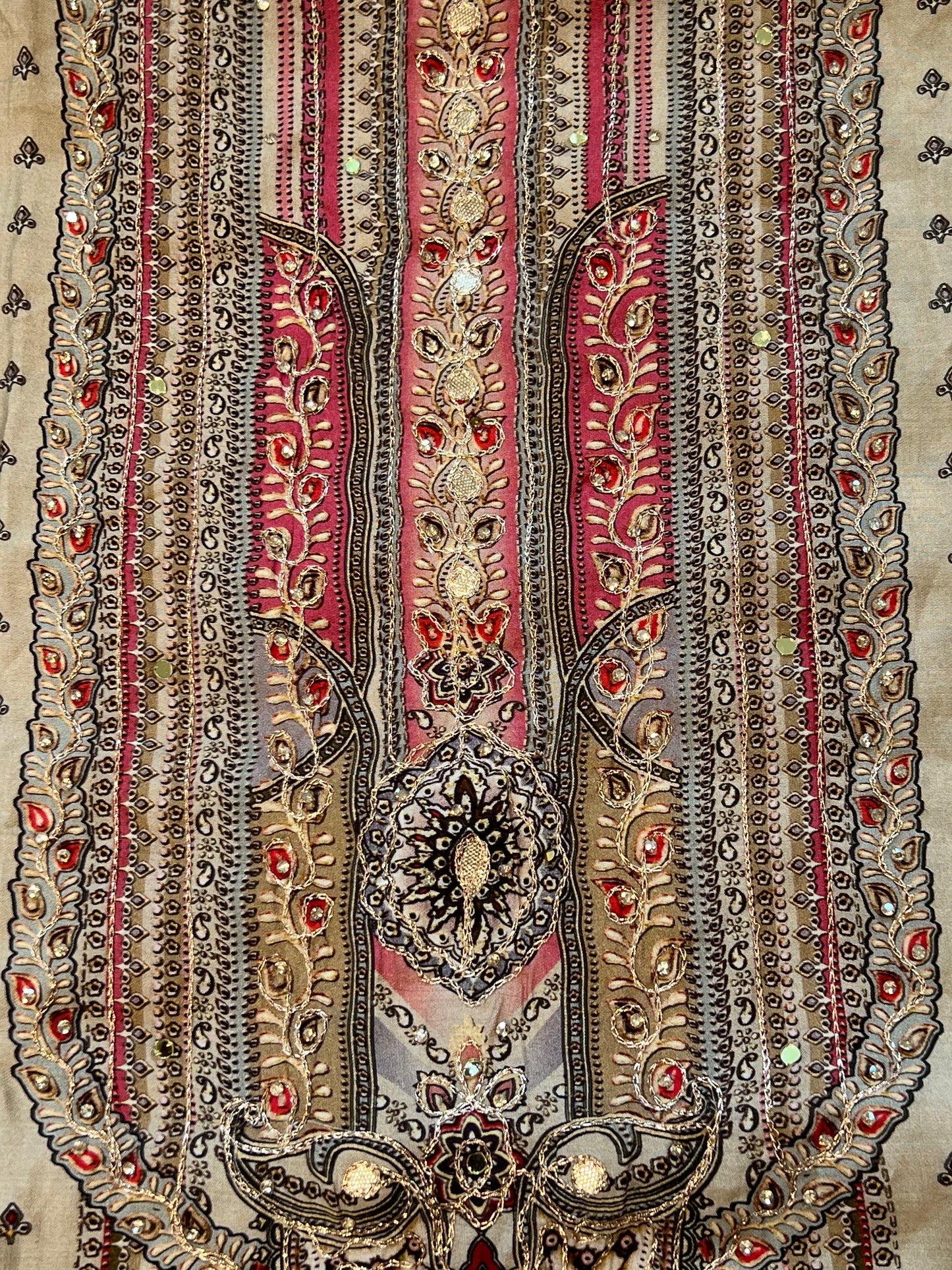 SAIRA MUSLIN HAND WORK EMBROIDERY SUIT 2 Q