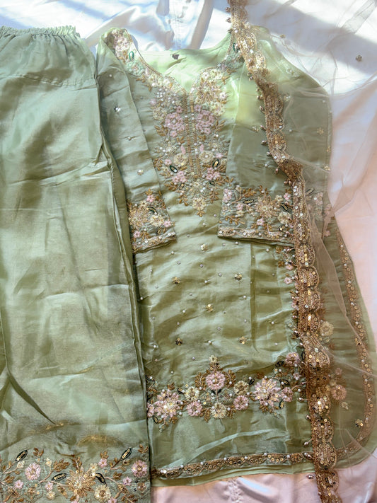 JIMMY CHOO READYMADE EMBROIDERY SUIT 8 Q