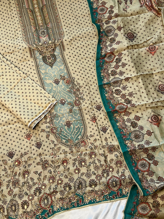 SAIRA MUSLIN HAND WORK EMBROIDERY SUIT 4