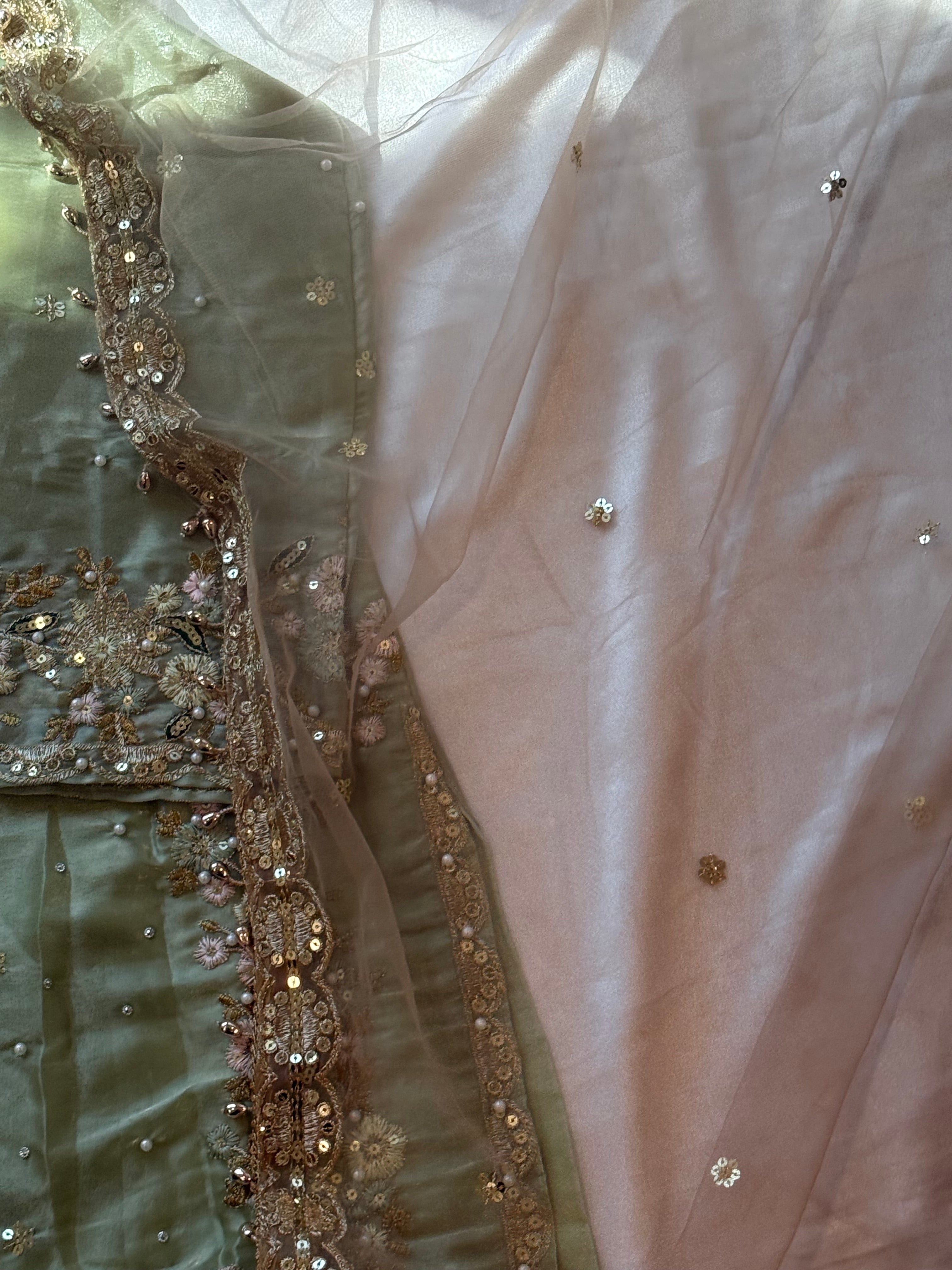 JIMMY CHOO READYMADE EMBROIDERY SUIT 8 Q