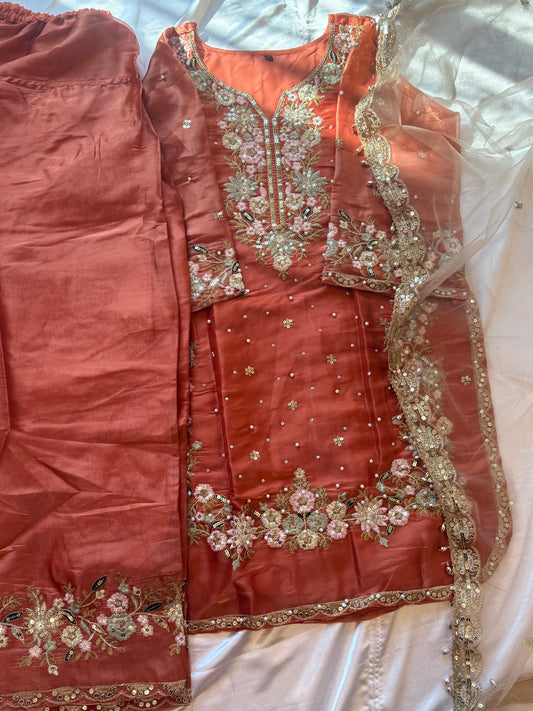 JIMMY CHOO READYMADE EMBROIDERY SUIT 5 Q