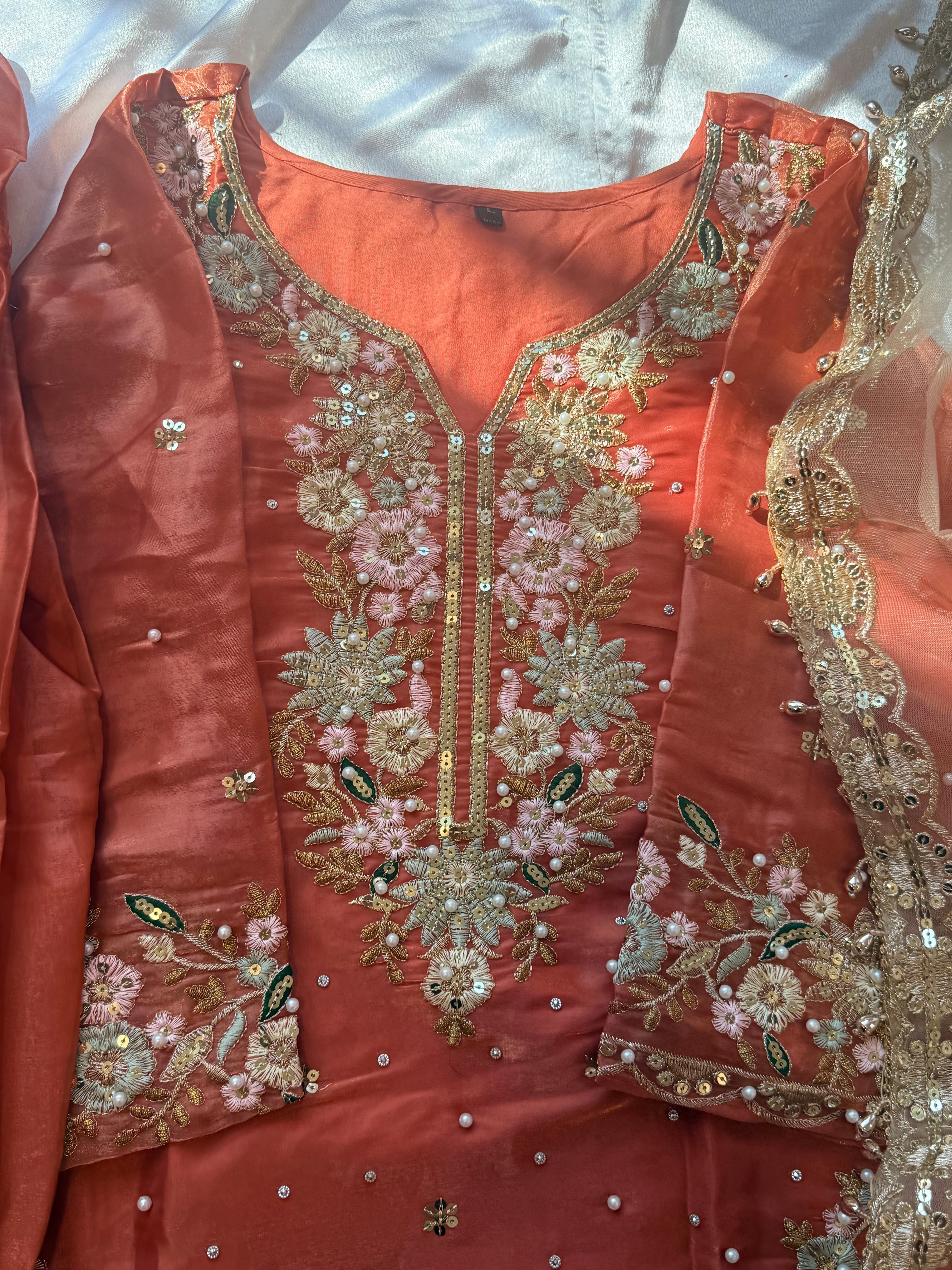 JIMMY CHOO READYMADE EMBROIDERY SUIT 5 Q