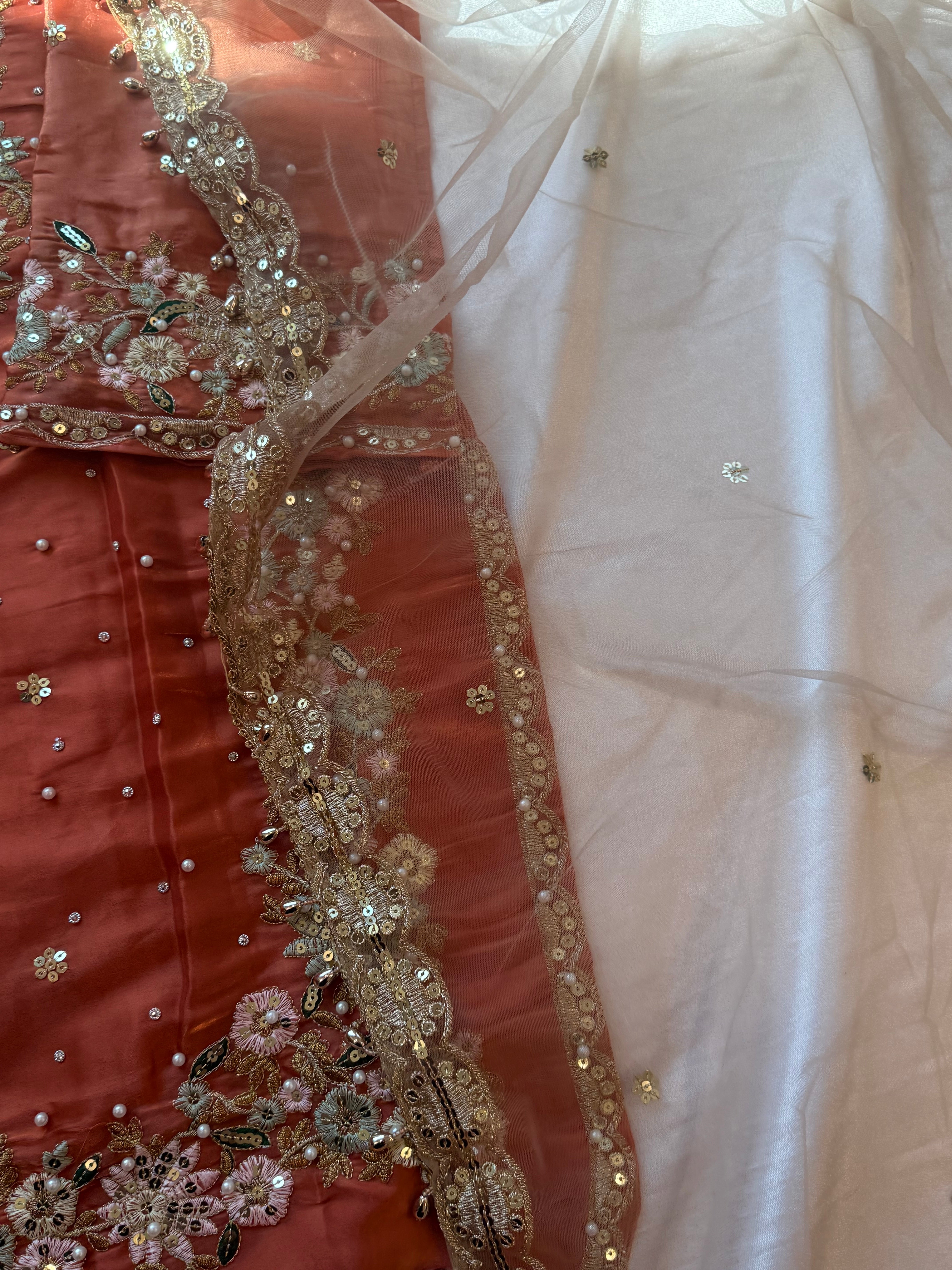 JIMMY CHOO READYMADE EMBROIDERY SUIT 5 Q