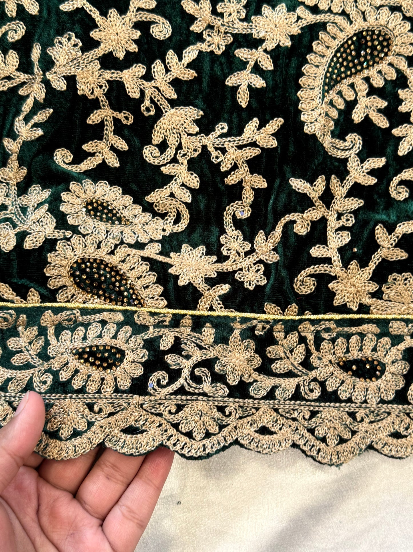 MEHER VELVET EMBROIDERY SUIT 1 Q