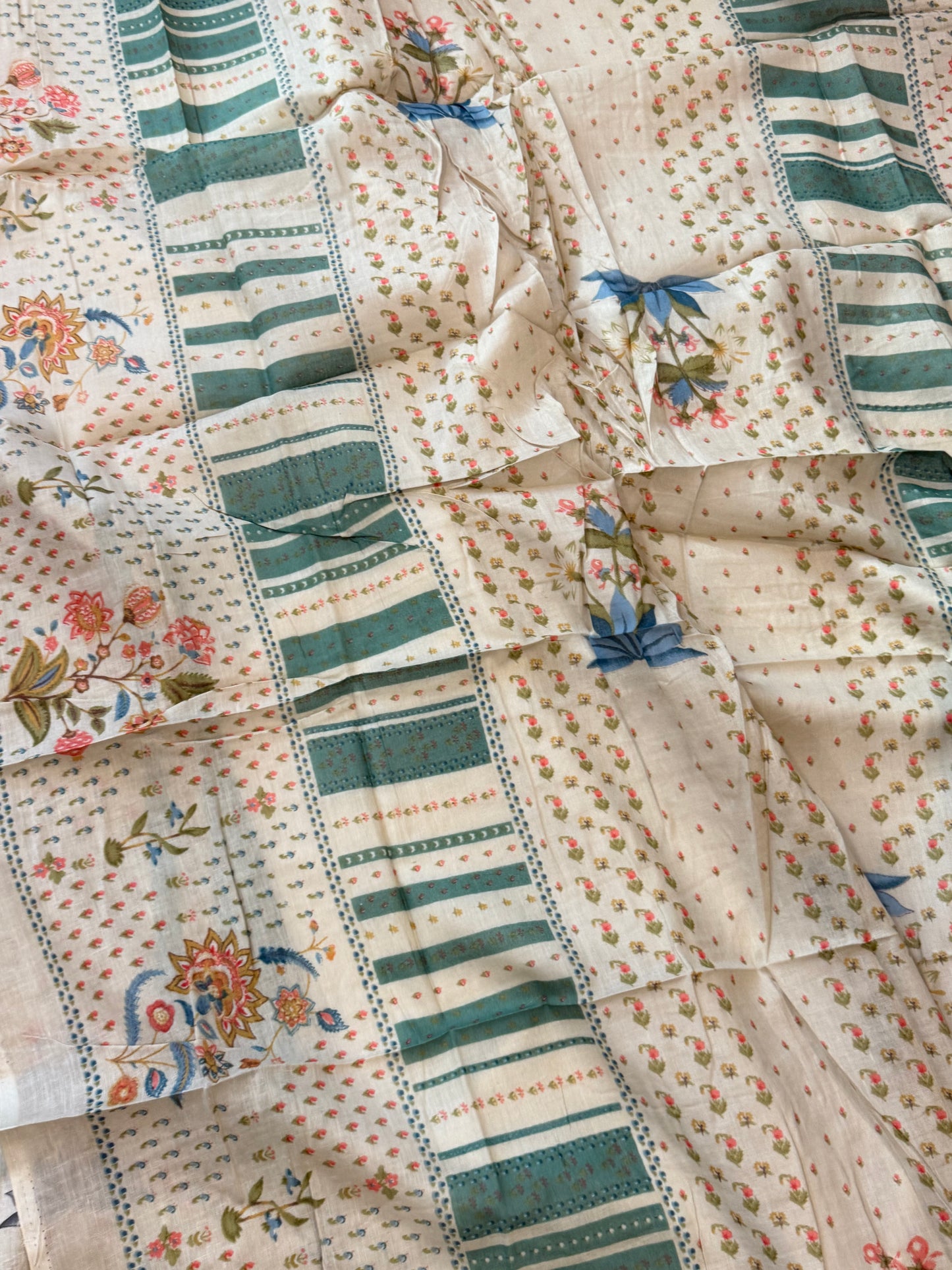 SAHIRA LAWN READYMADE SUIT 6 Q