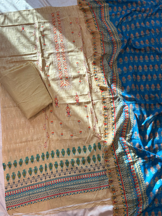 BINSAEED LAWN EMBROIDERY SUIT 8 Q