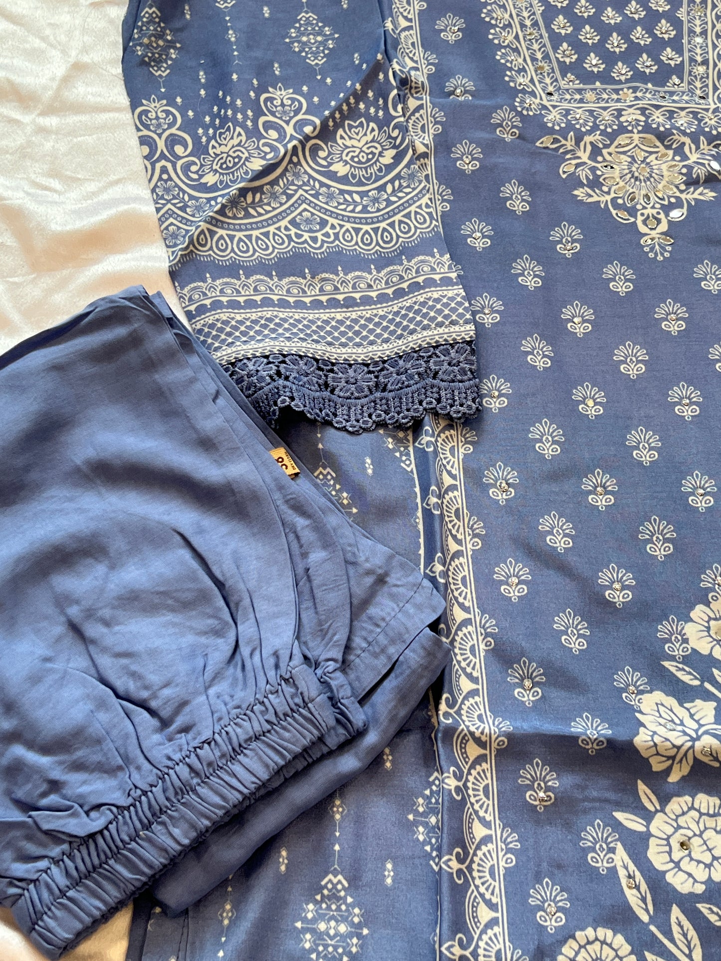 SF MUSLIN READYMADE SUIT 102