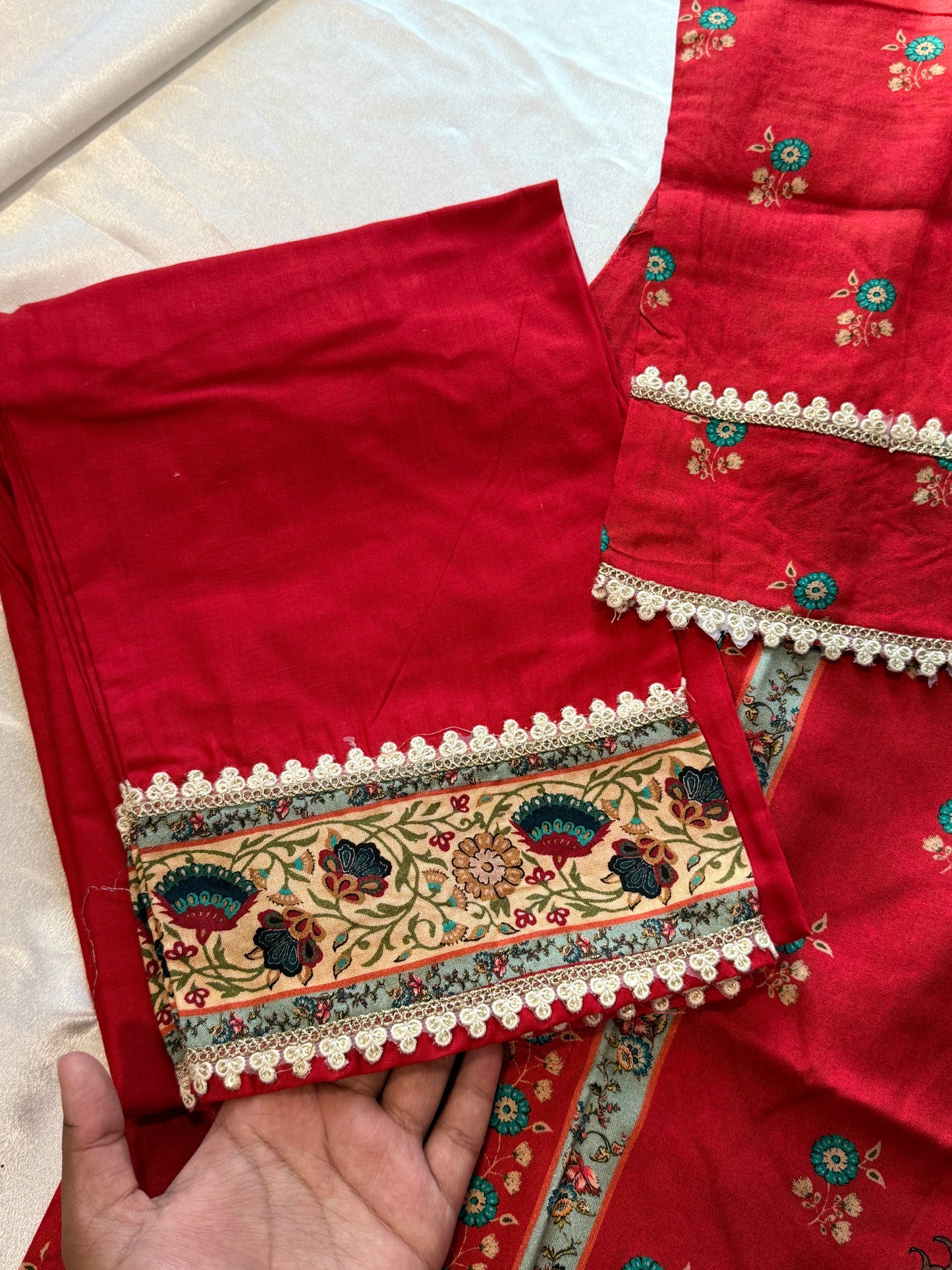 BAGH LAWN READYMADE SUIT 5 Q