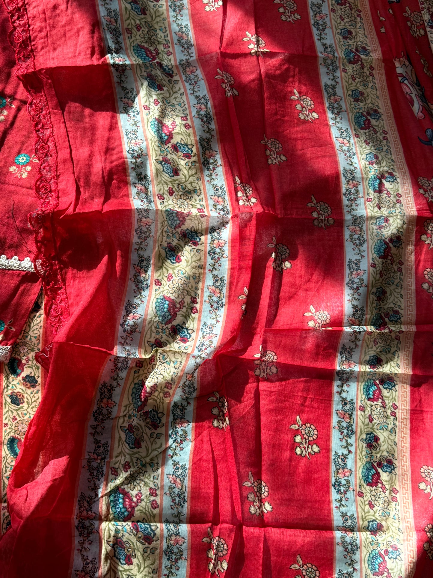 BAGH LAWN READYMADE SUIT 5 Q