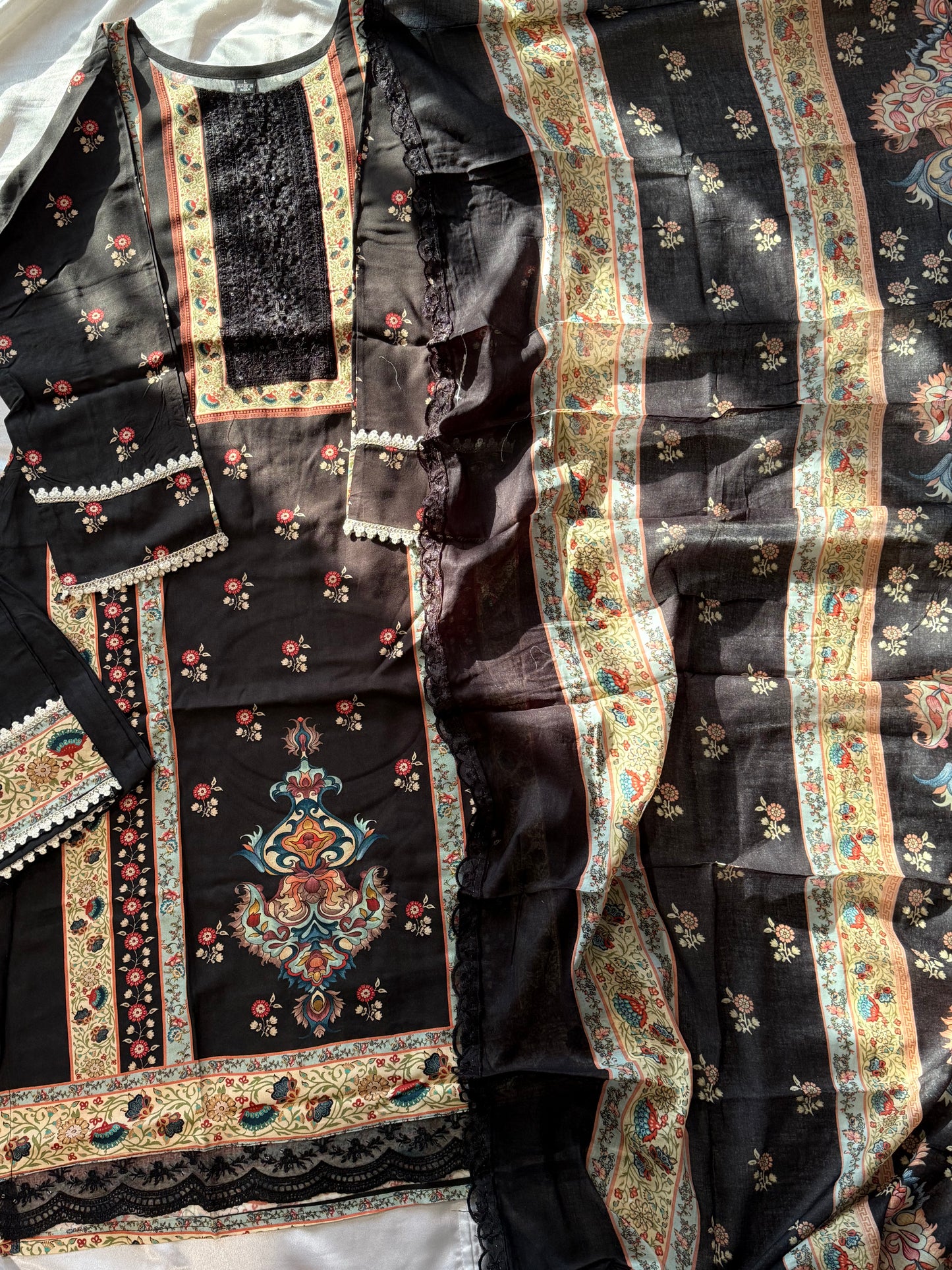 BAGH LAWN BLACK READYMADE SUIT 4 Q