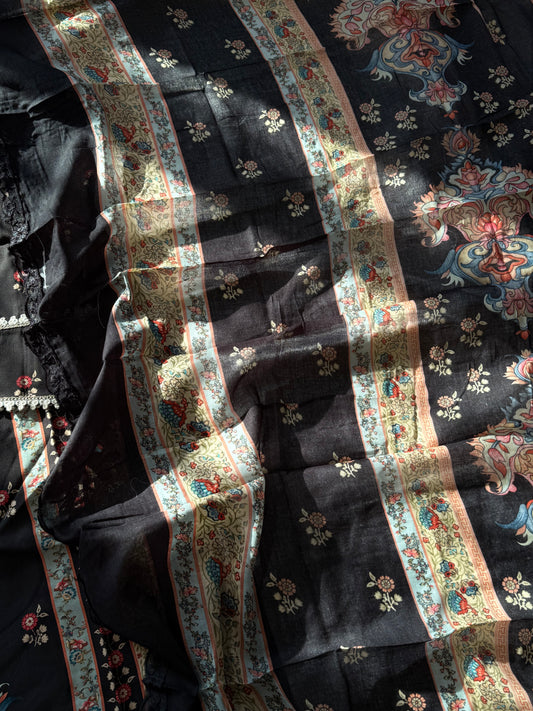 BAGH LAWN BLACK READYMADE SUIT 4 Q