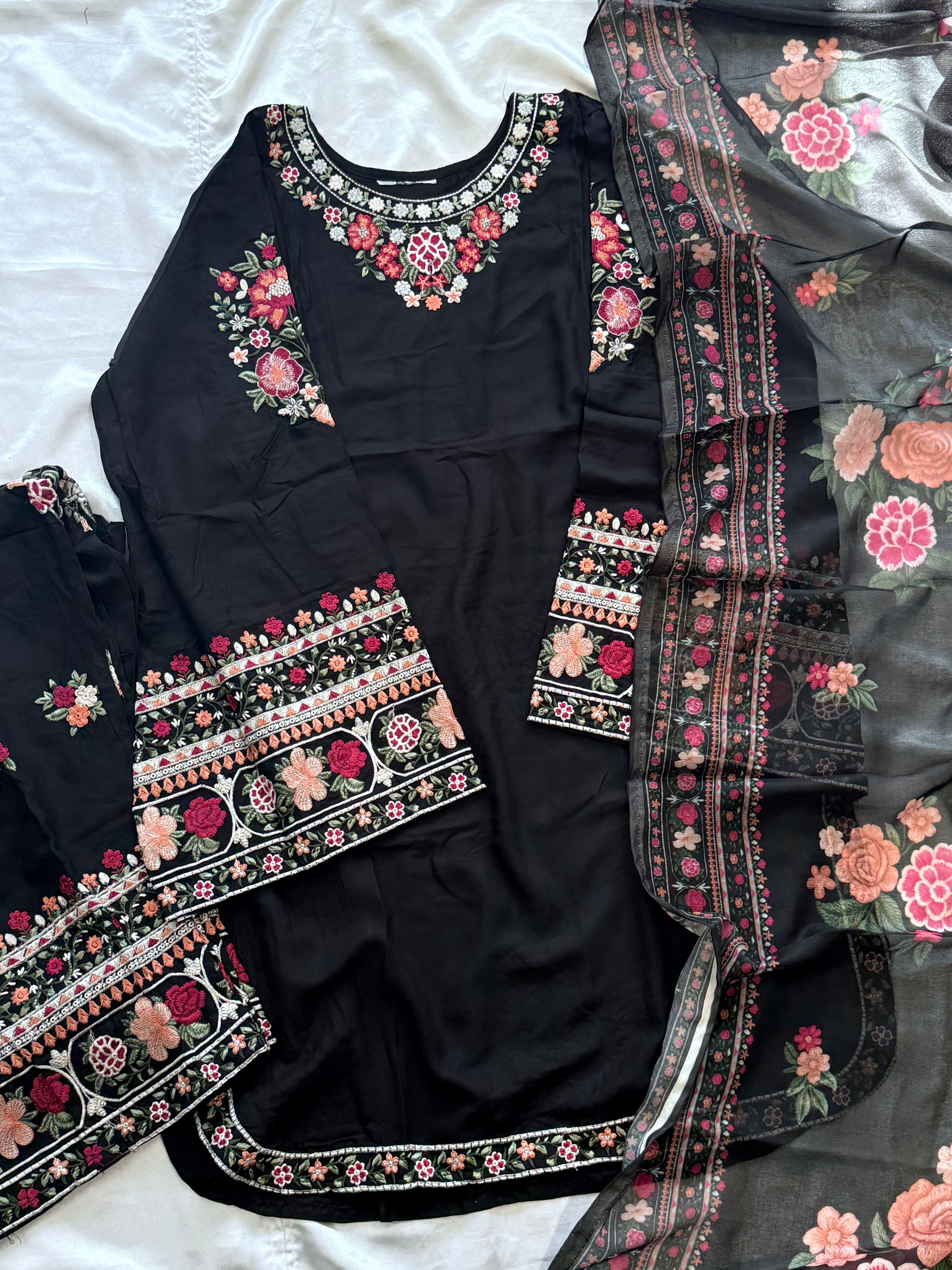 IMROZA LAWN EMBROIDERY SUIT 1003 Q