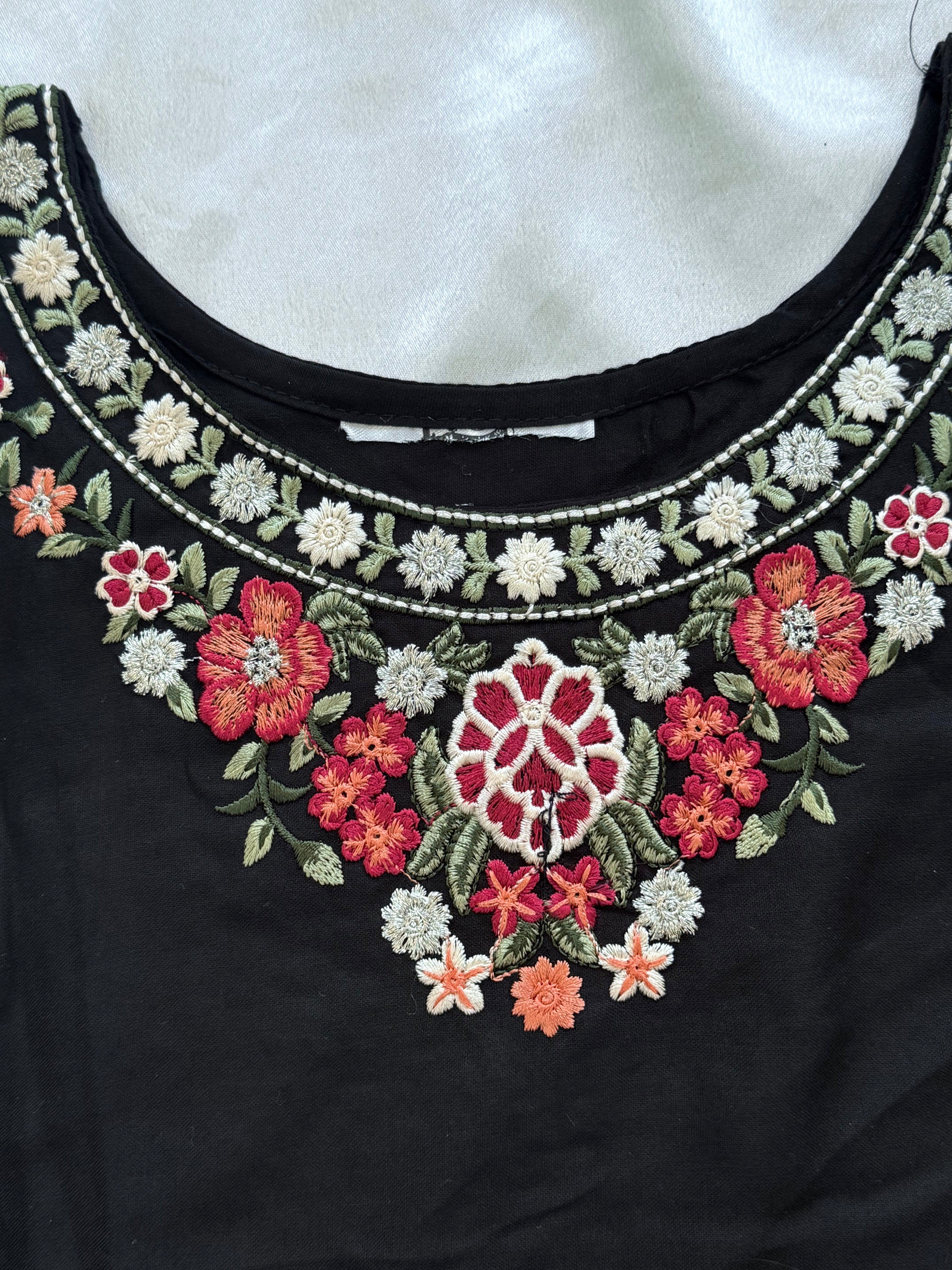 IMROZA LAWN EMBROIDERY SUIT 1003 Q
