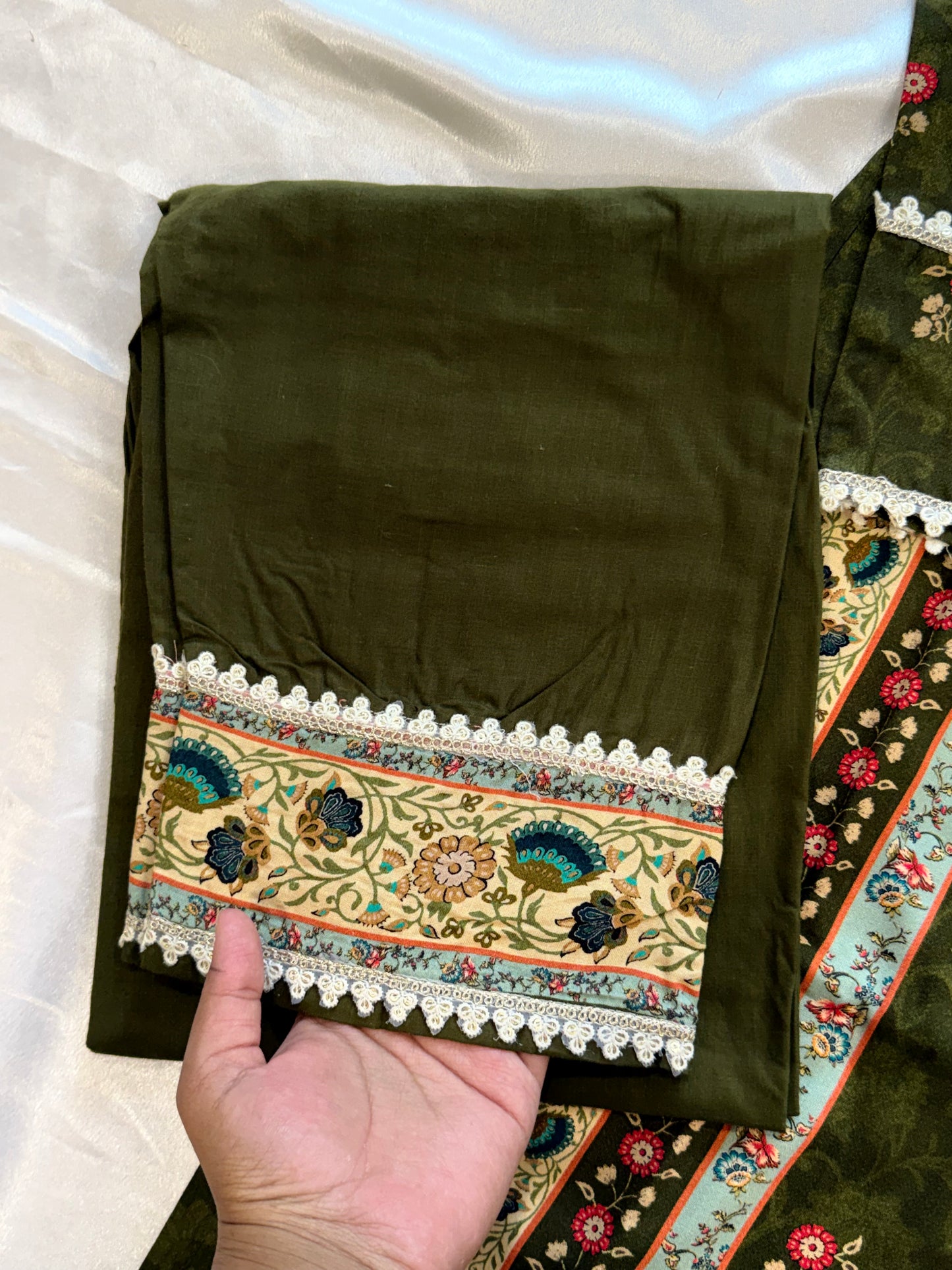 BAGH LAWN READYMADE SUIT 6 Q