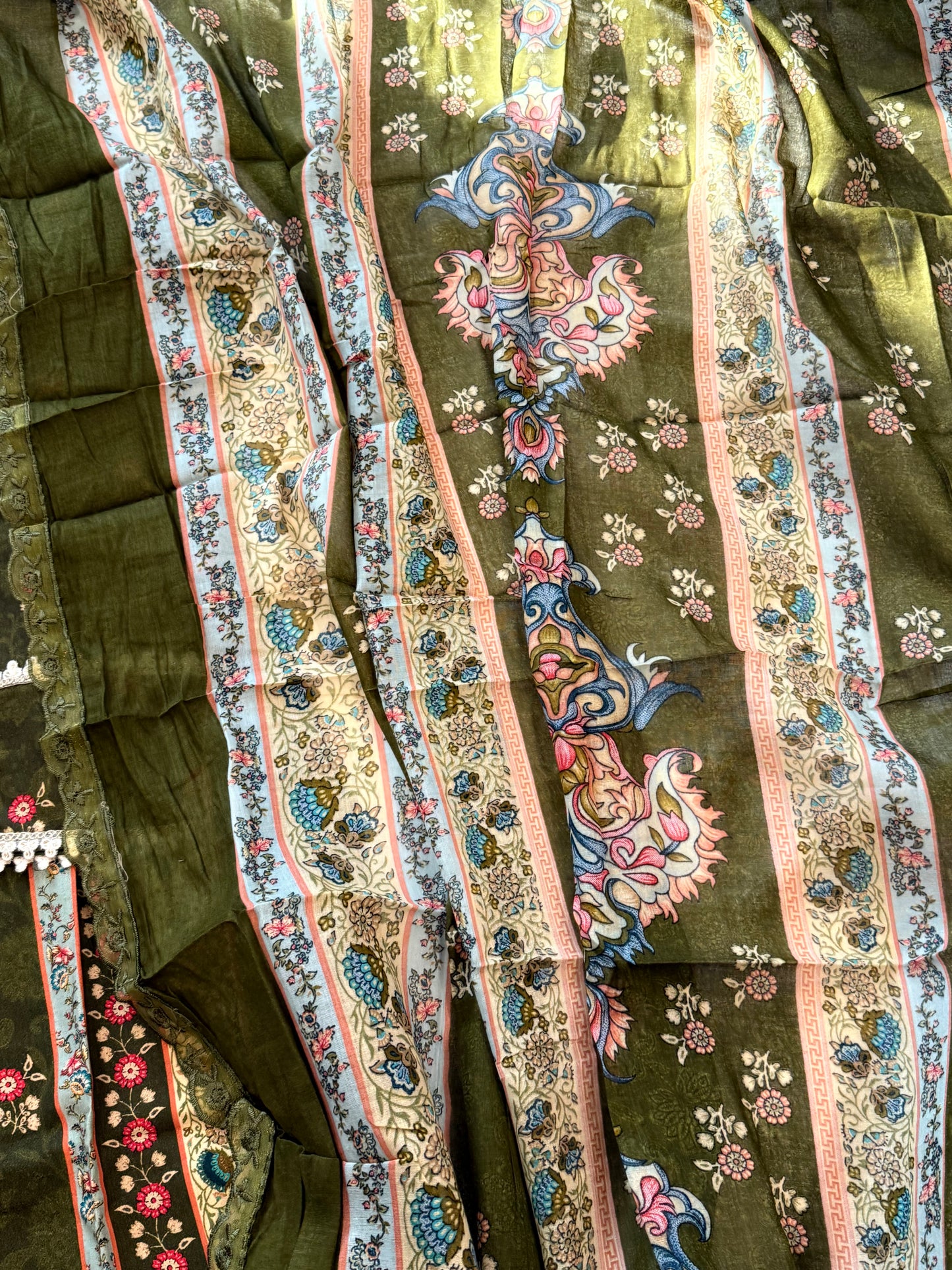 BAGH LAWN READYMADE SUIT 6 Q