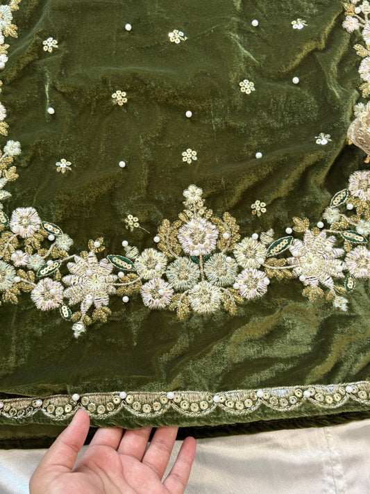 JIMMY CHOO VELVET READYMADE SUIT 7 Q