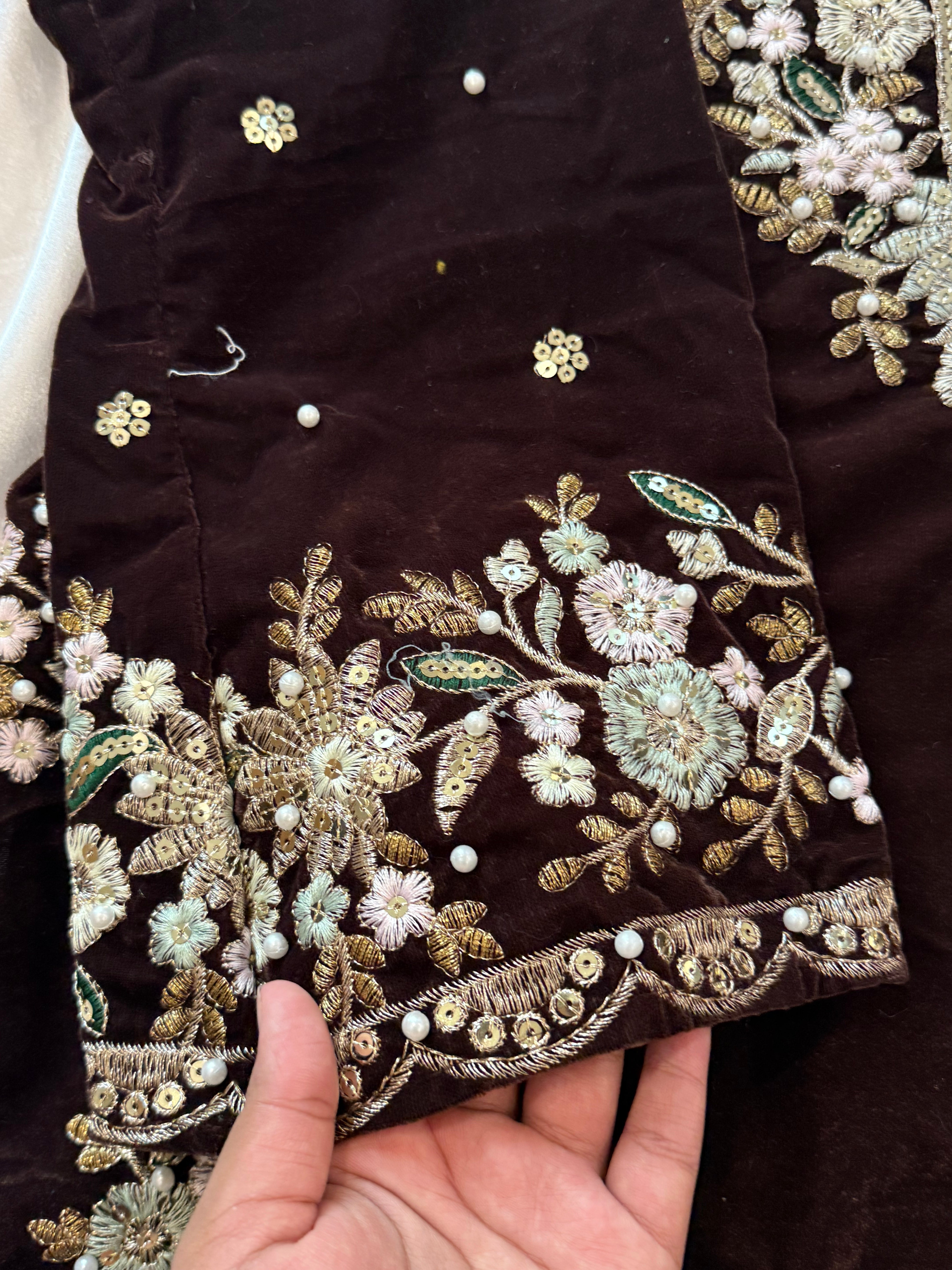 JIMMY CHOO BROWN VELVET READYMADE SUIT 6 Q