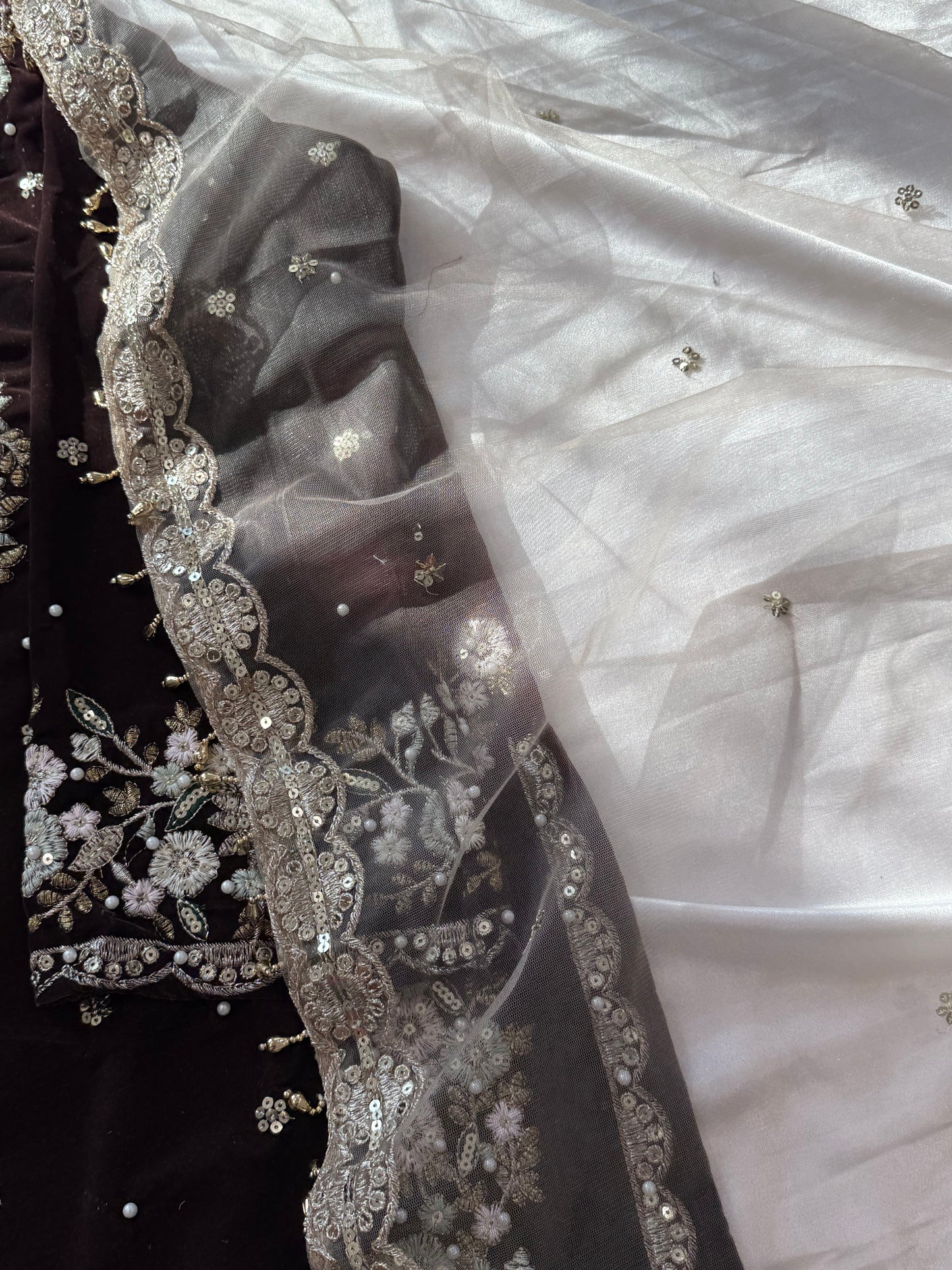 JIMMY CHOO BROWN VELVET READYMADE SUIT 6 Q