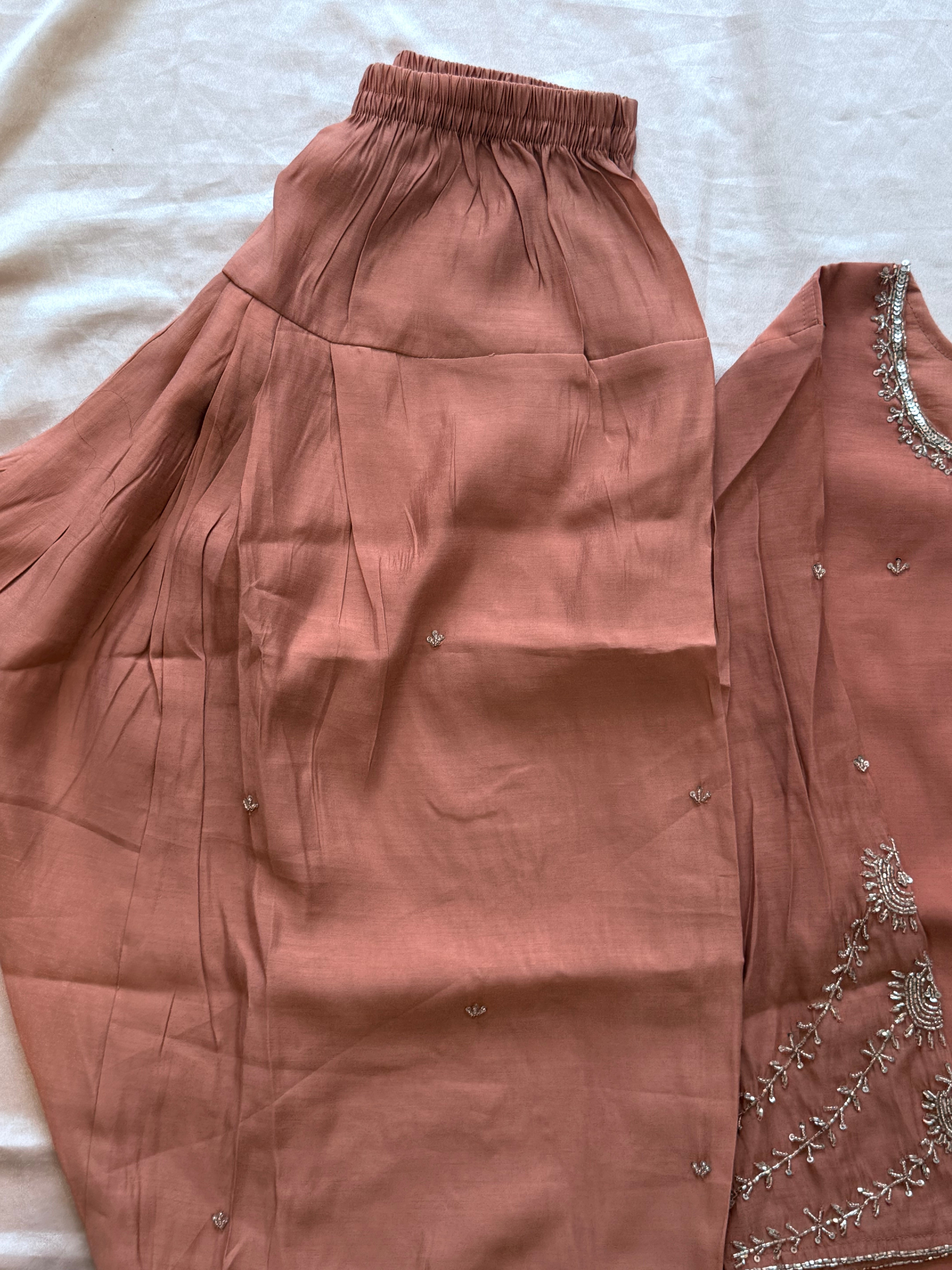 PARO FARSHI HANDWORK SUIT 31 Q