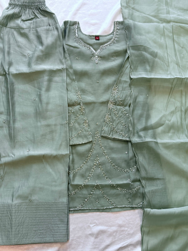 PARO FARSHI HANDWORK SUIT 32 Q