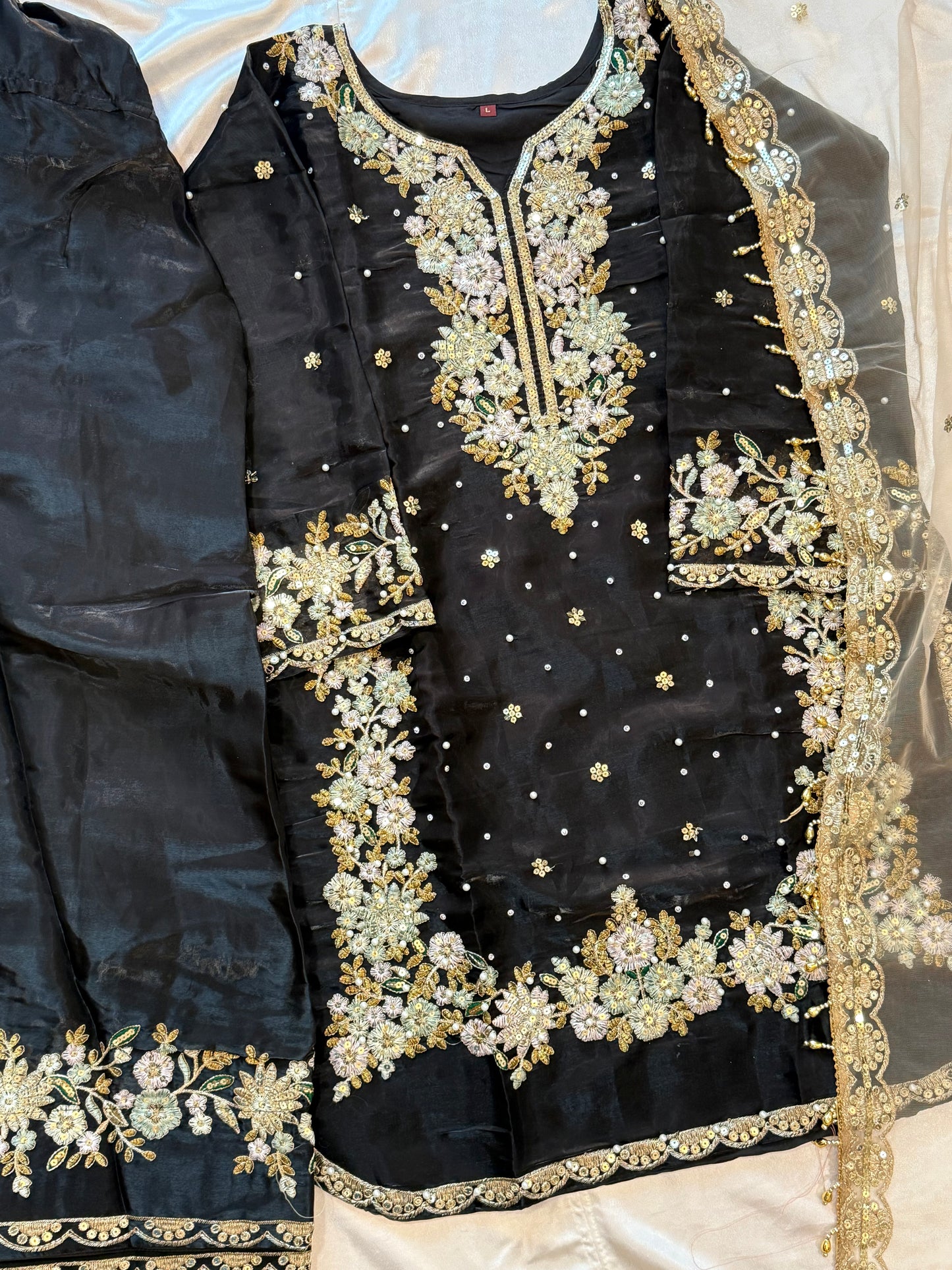 JIMMY CHOO READYMADE EMBROIDERY SUIT Q