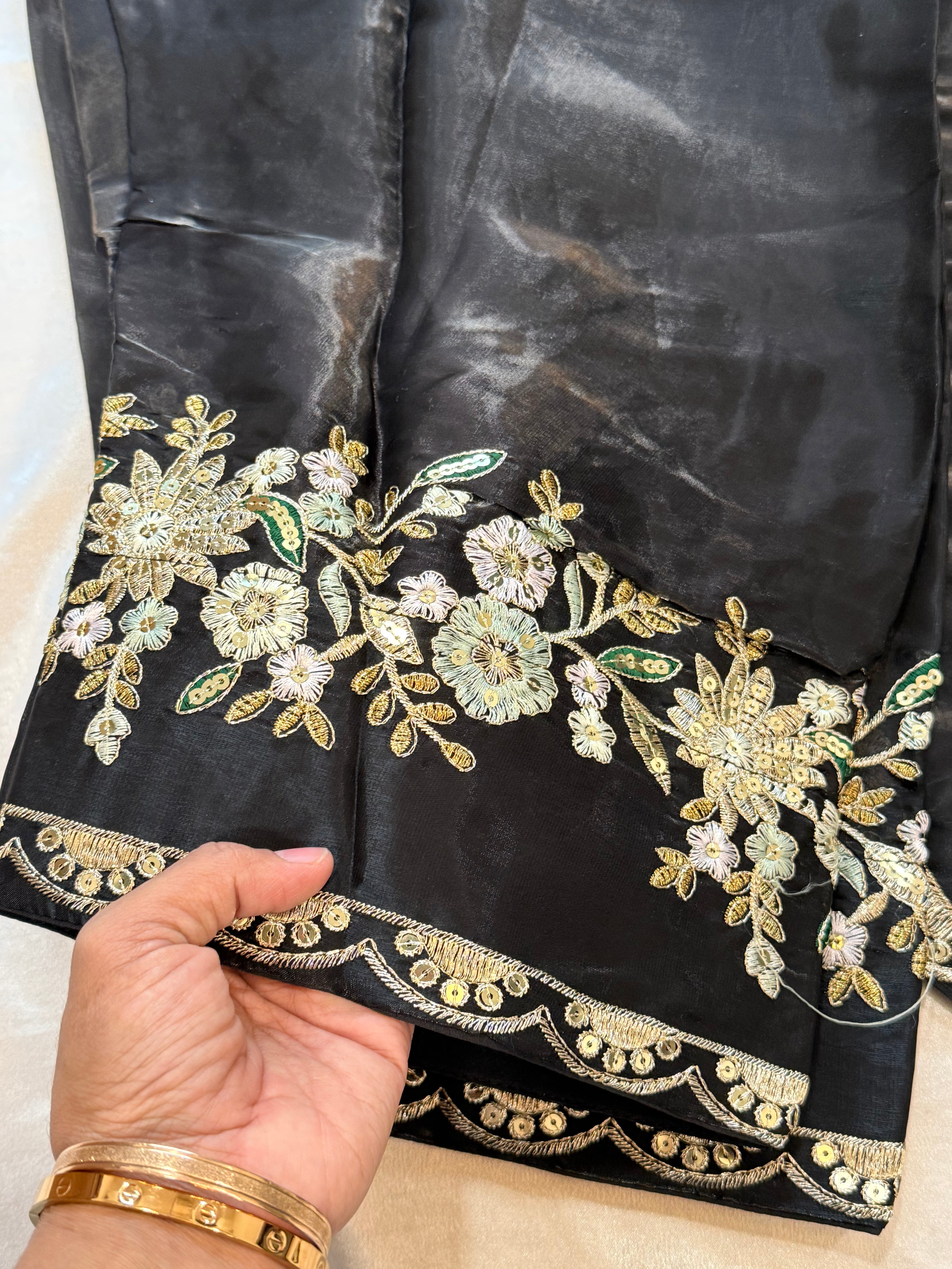 JIMMY CHOO READYMADE EMBROIDERY SUIT Q