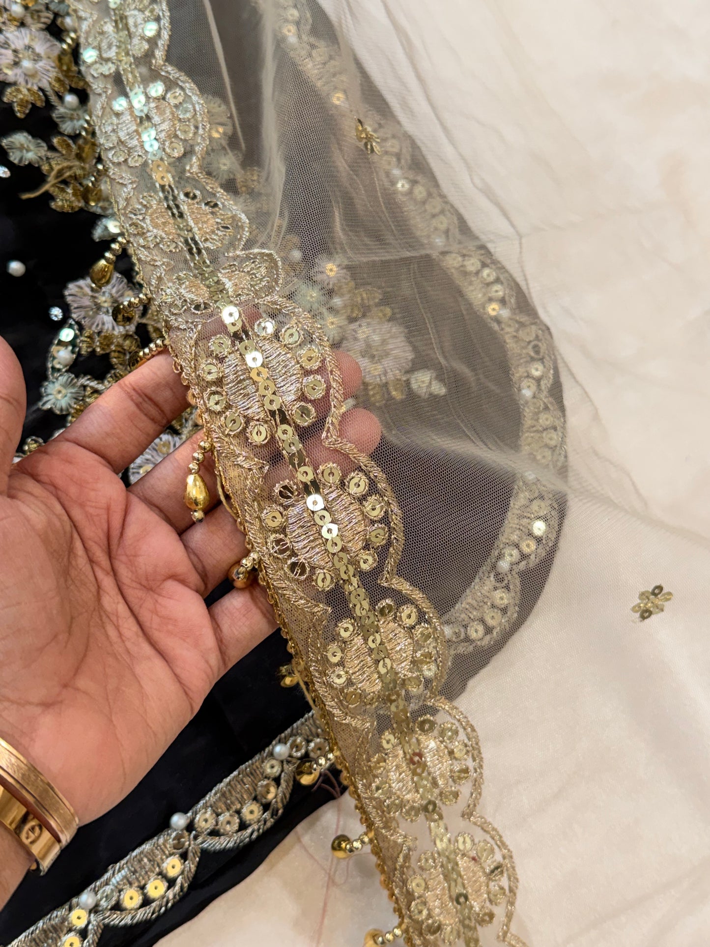 JIMMY CHOO READYMADE EMBROIDERY SUIT Q