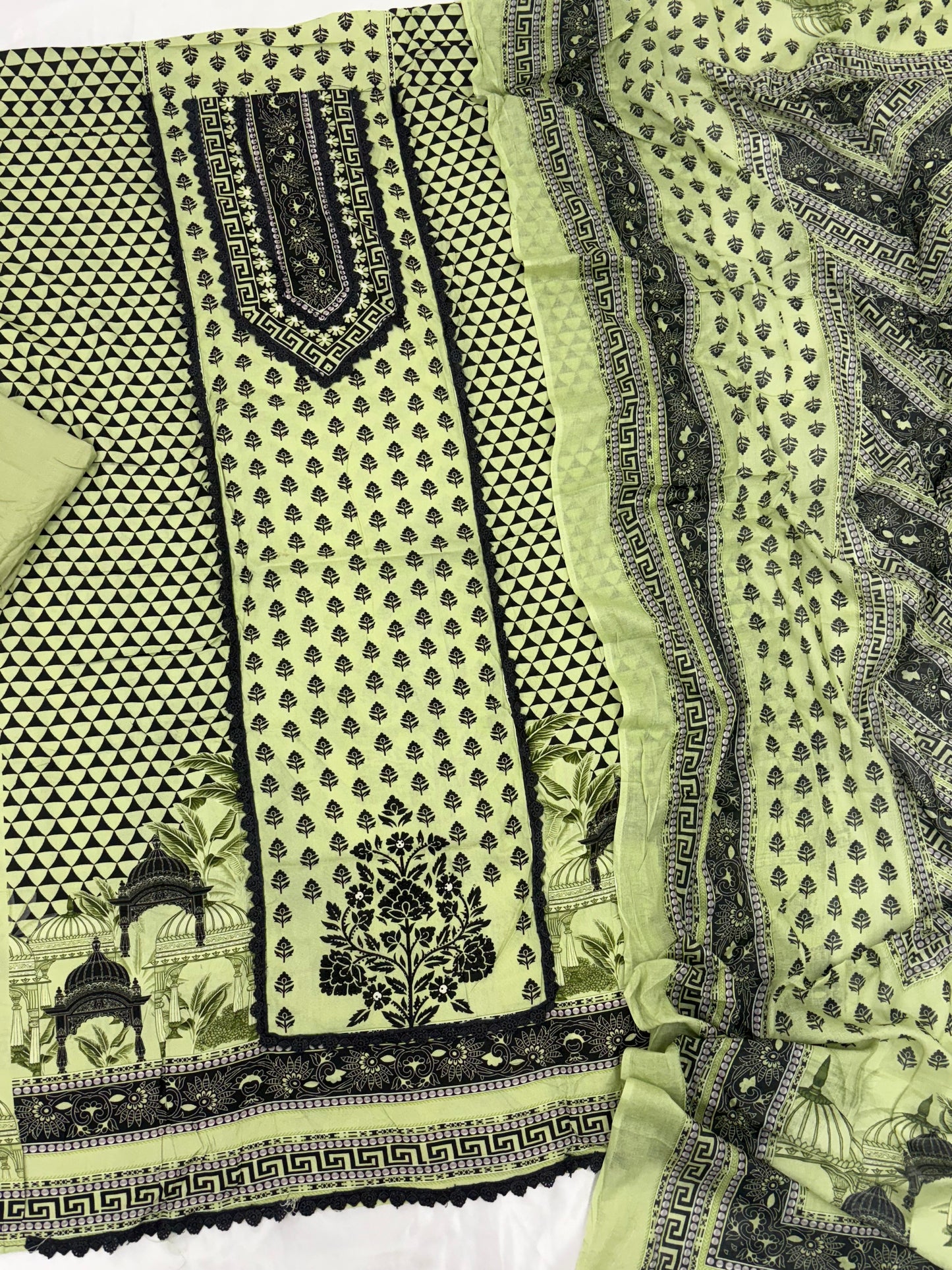 CS LAWN COTTON EMBROIDERY SUIT 7 Q