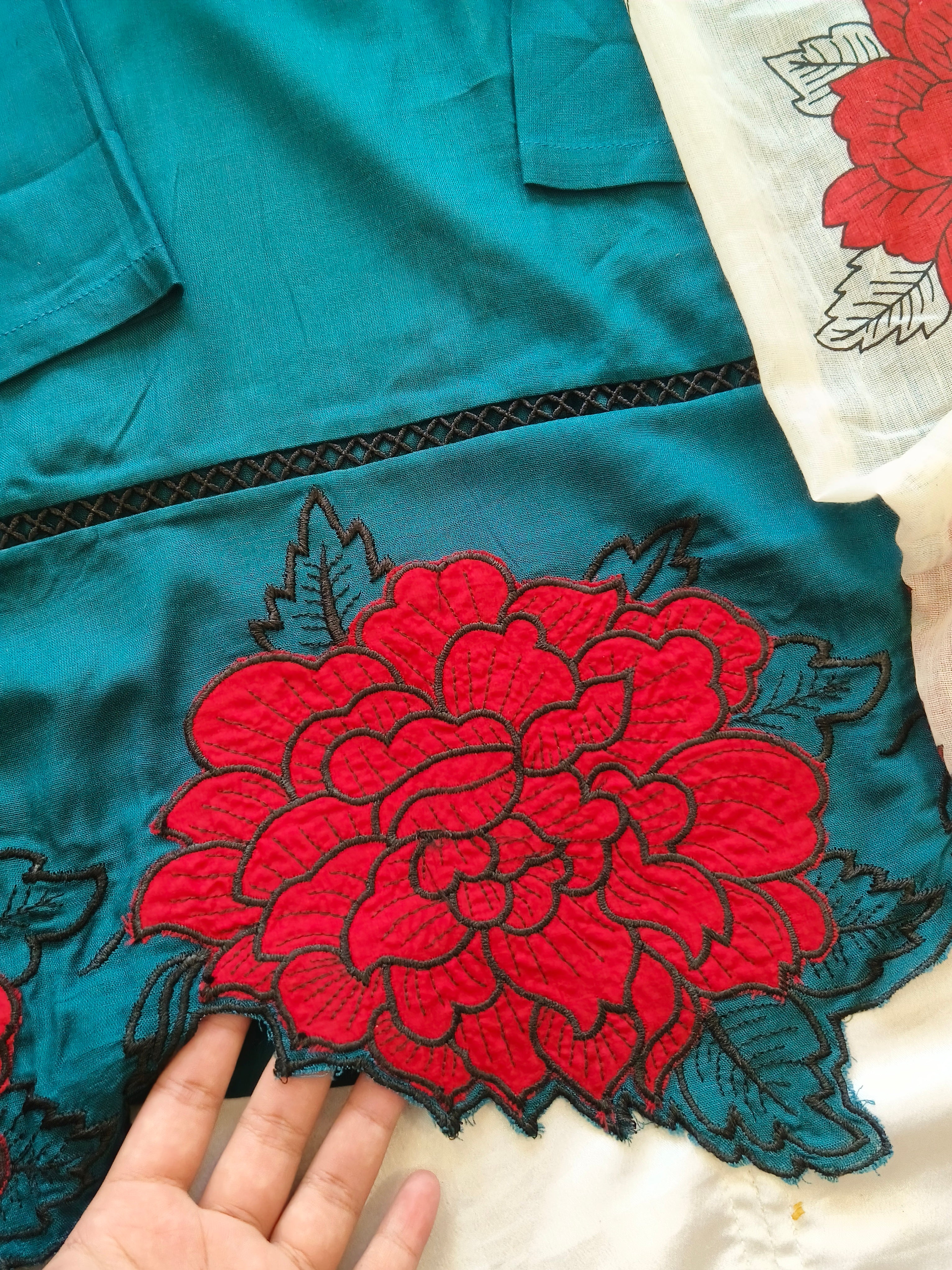 SAYYARA FARSHI SHALWAR SUIT 2