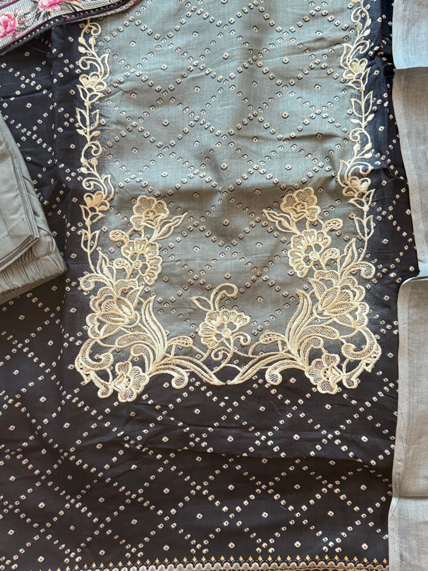 SAAJ COTTON READYMADE SUIT 2 Q