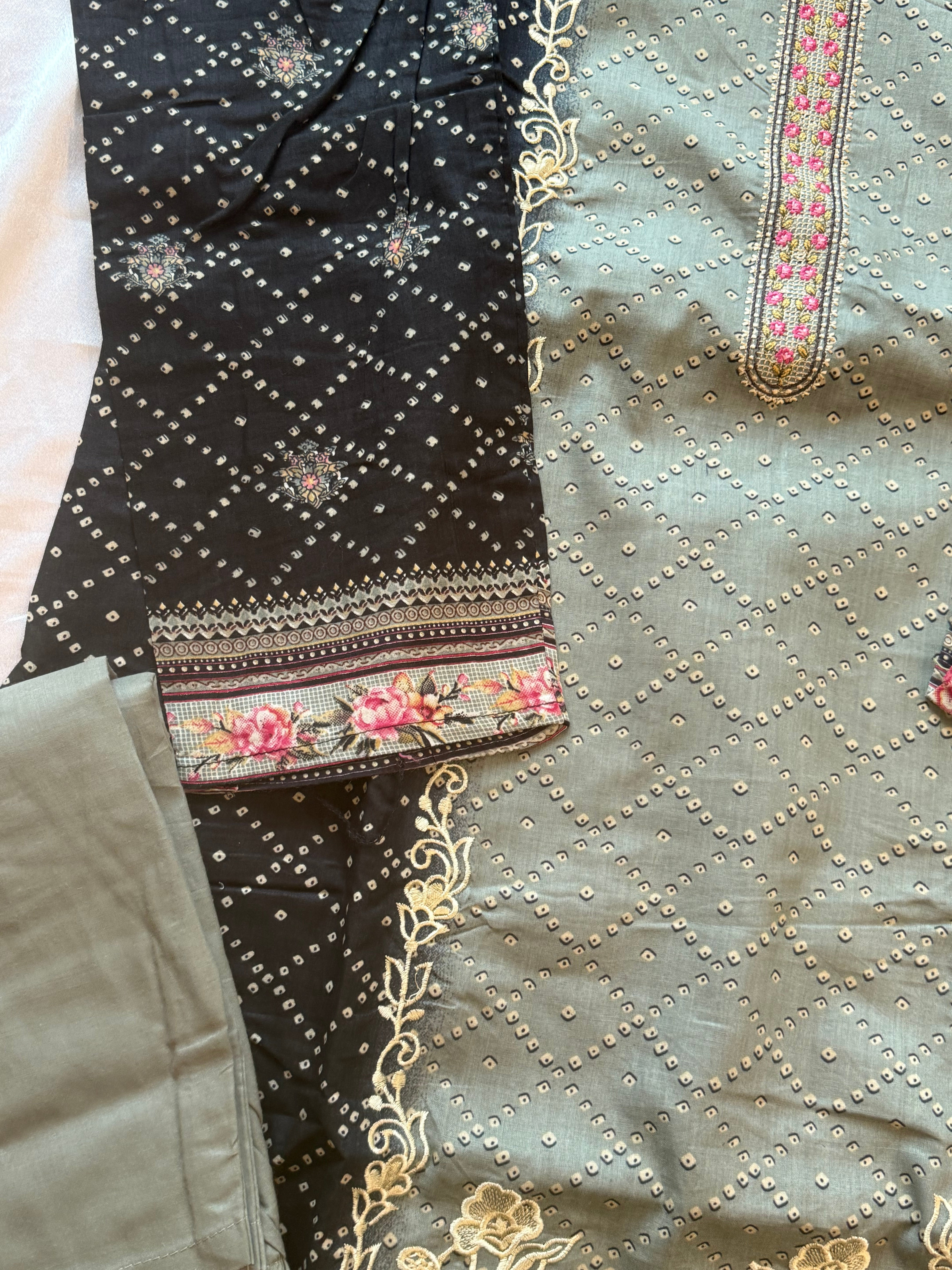 SAAJ COTTON READYMADE SUIT 2 Q