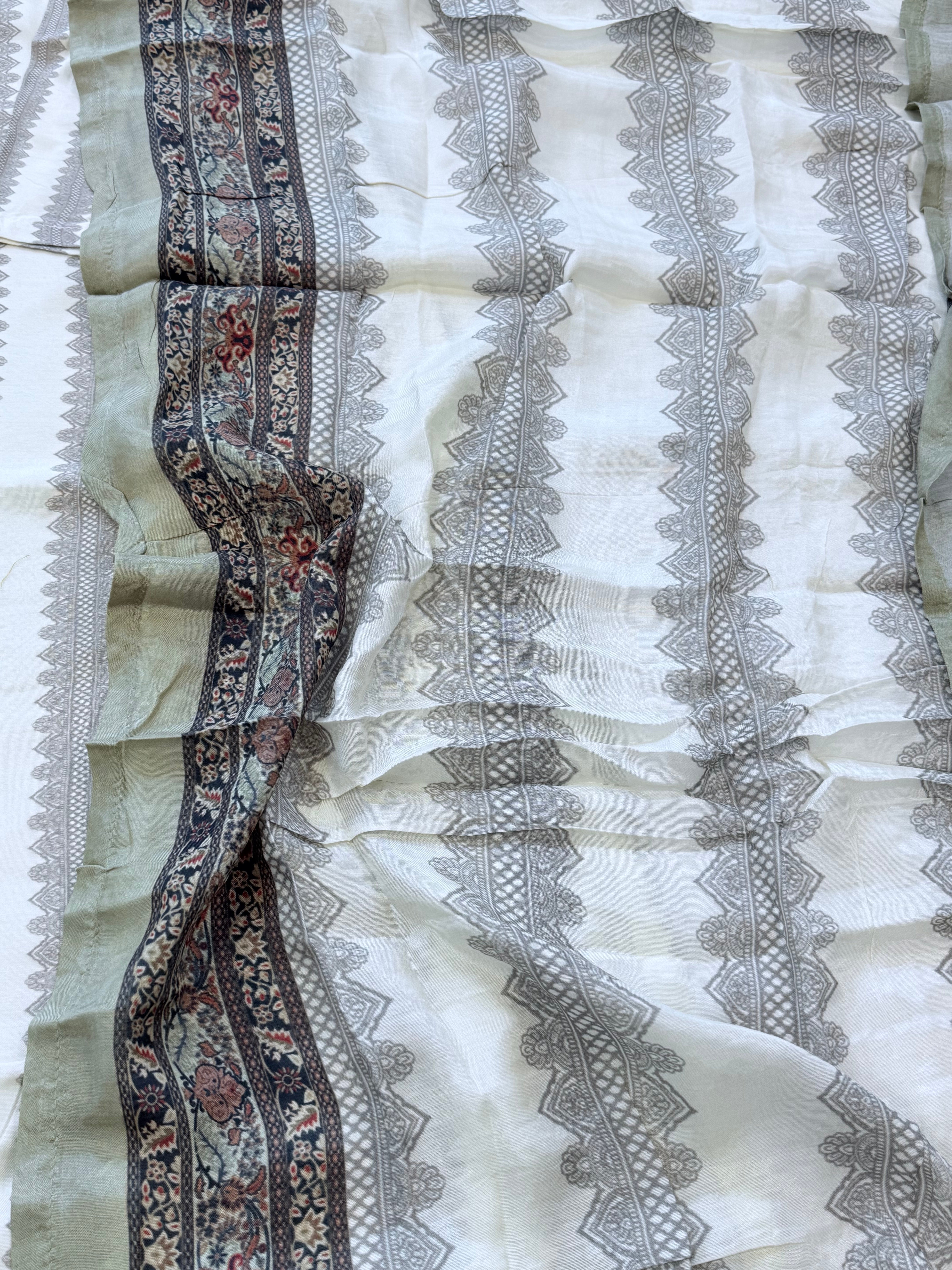 KAIRA MUSLIN READYMADE SUIT