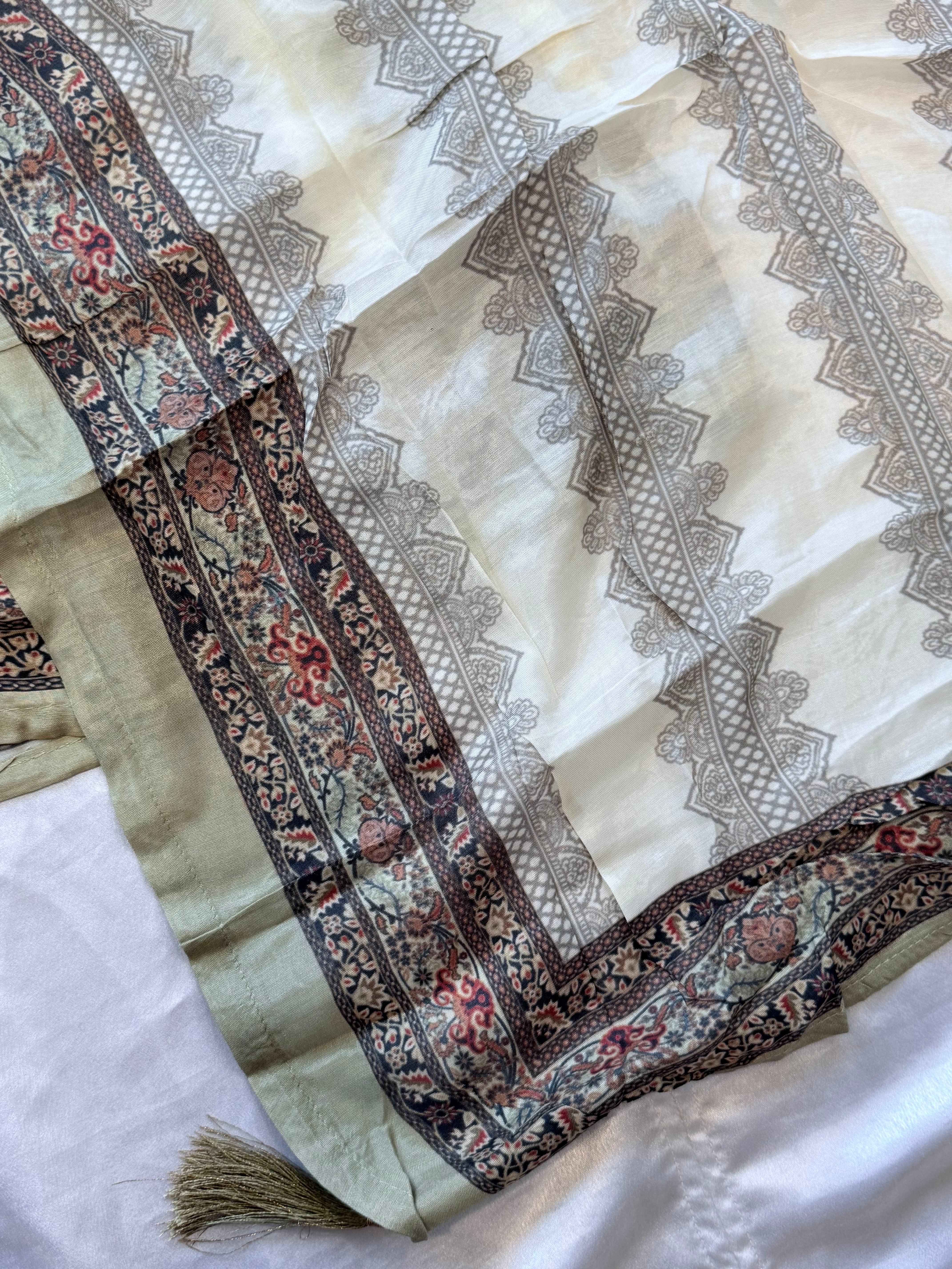 KAIRA MUSLIN READYMADE SUIT