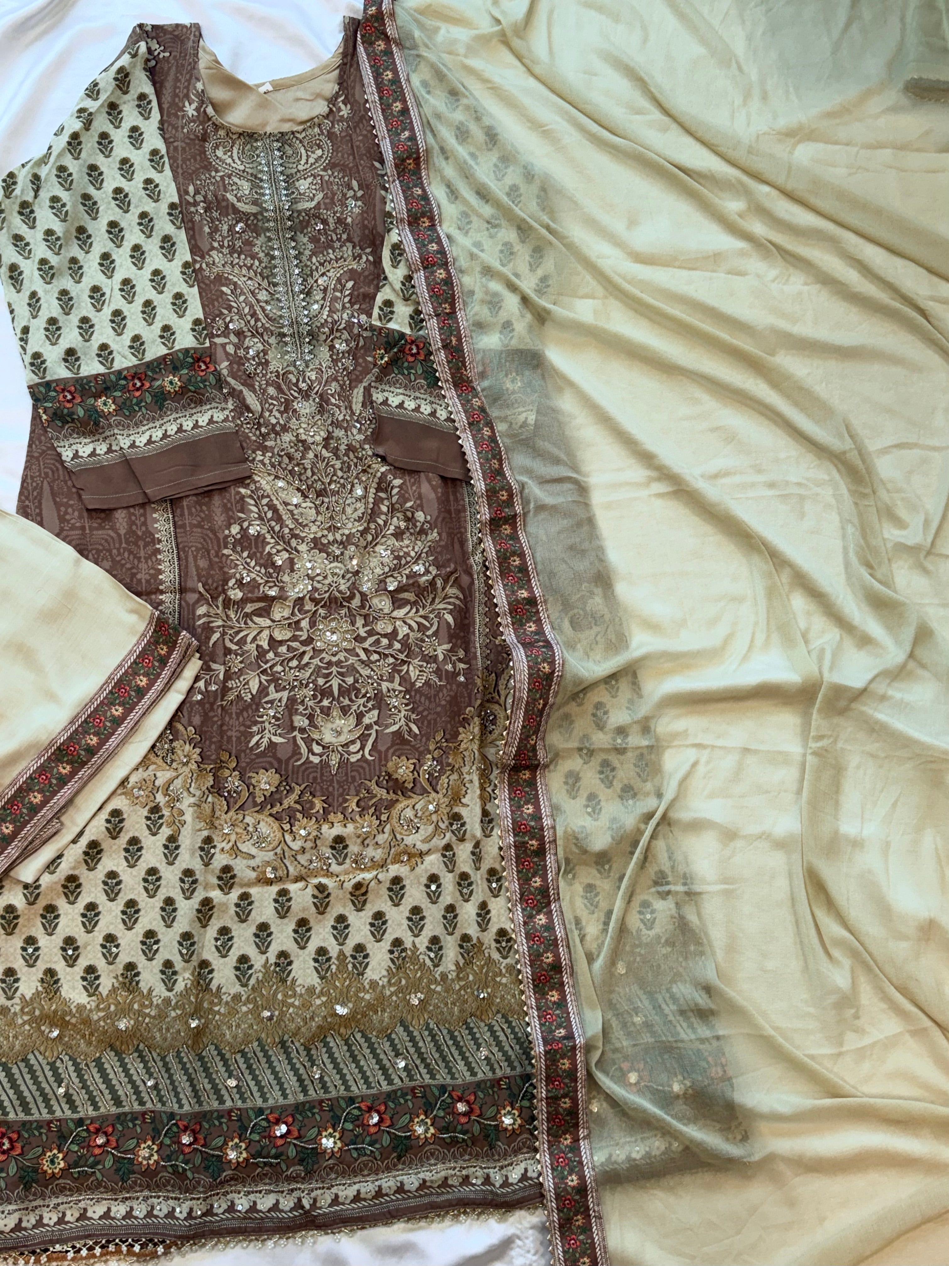 NAZAKAT CREPE READYMADE SUIT 3 Q