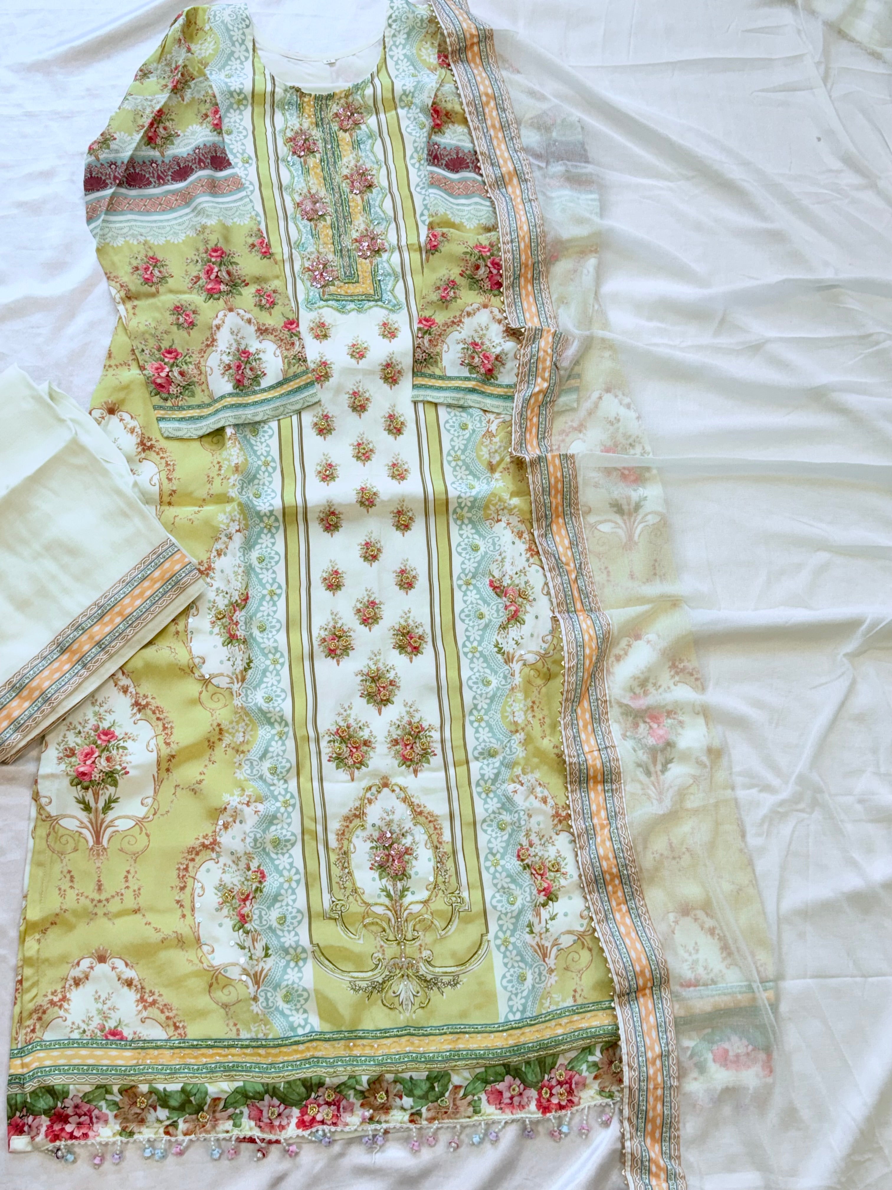 NAZAKAT CREPE READYMADE SUIT 2 Q