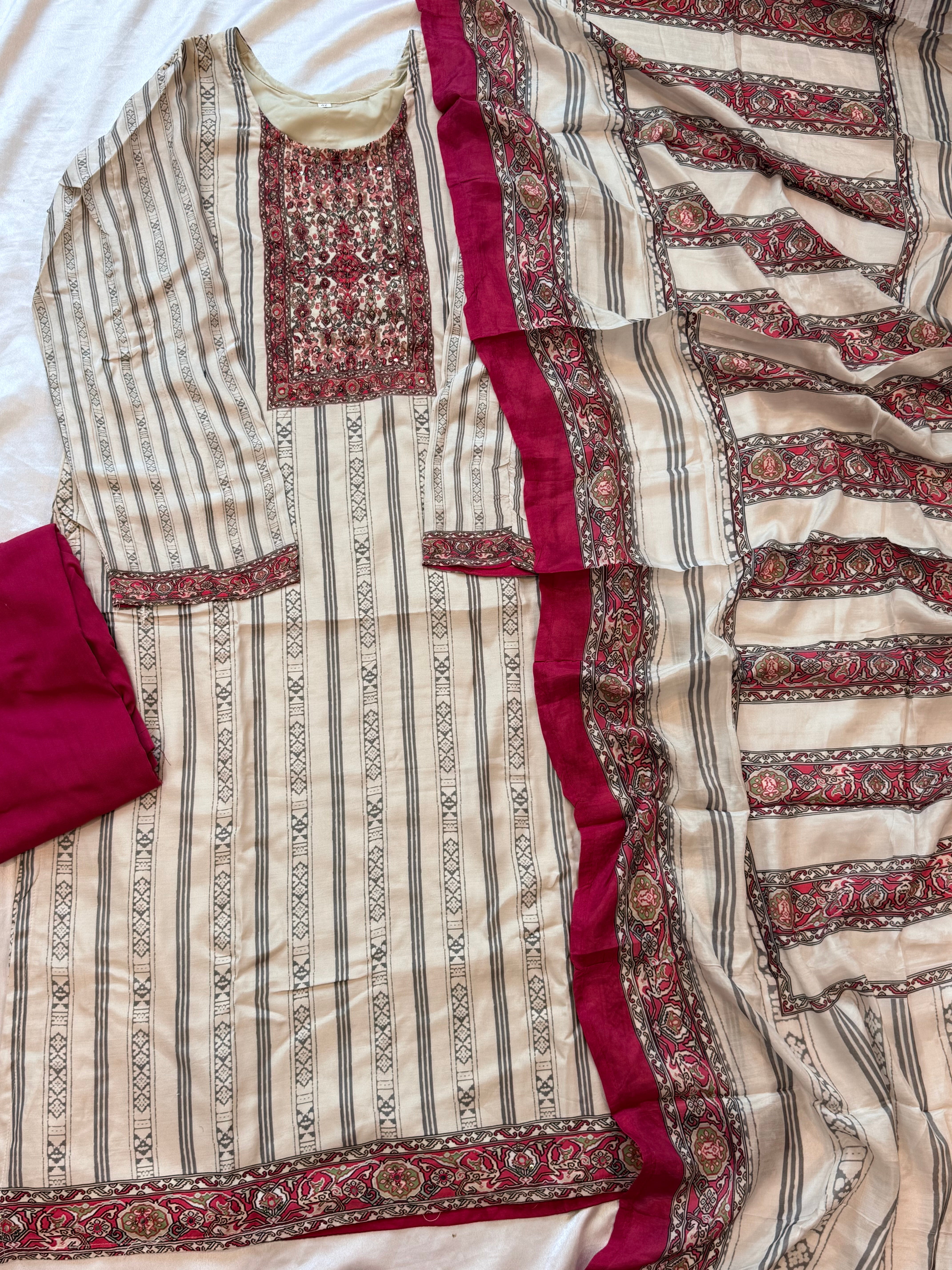KAIRA MUSLIN READYMADE SUIT